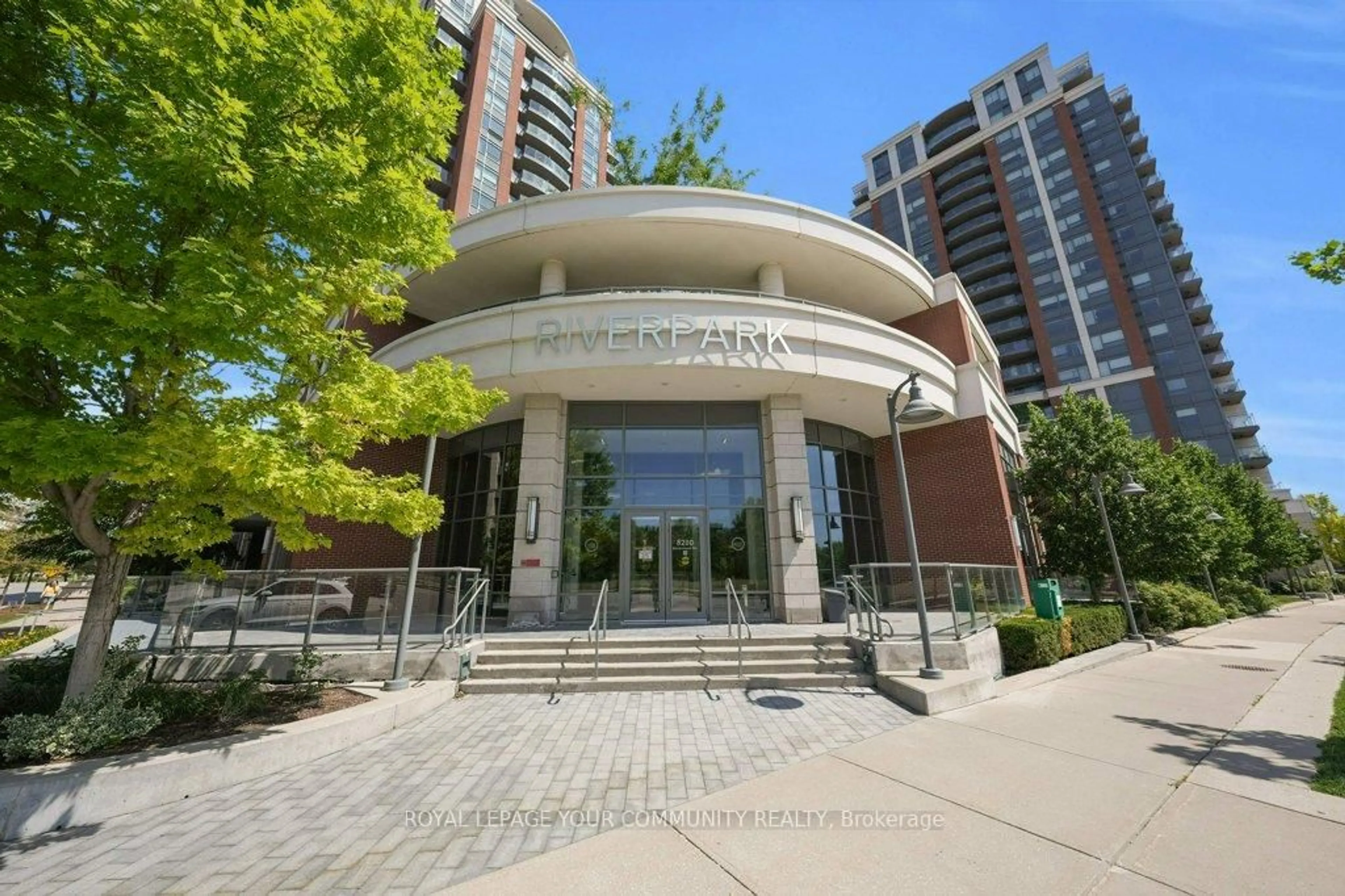 Indoor foyer for 1 Uptown Dr #202, Markham Ontario L3R 5C1