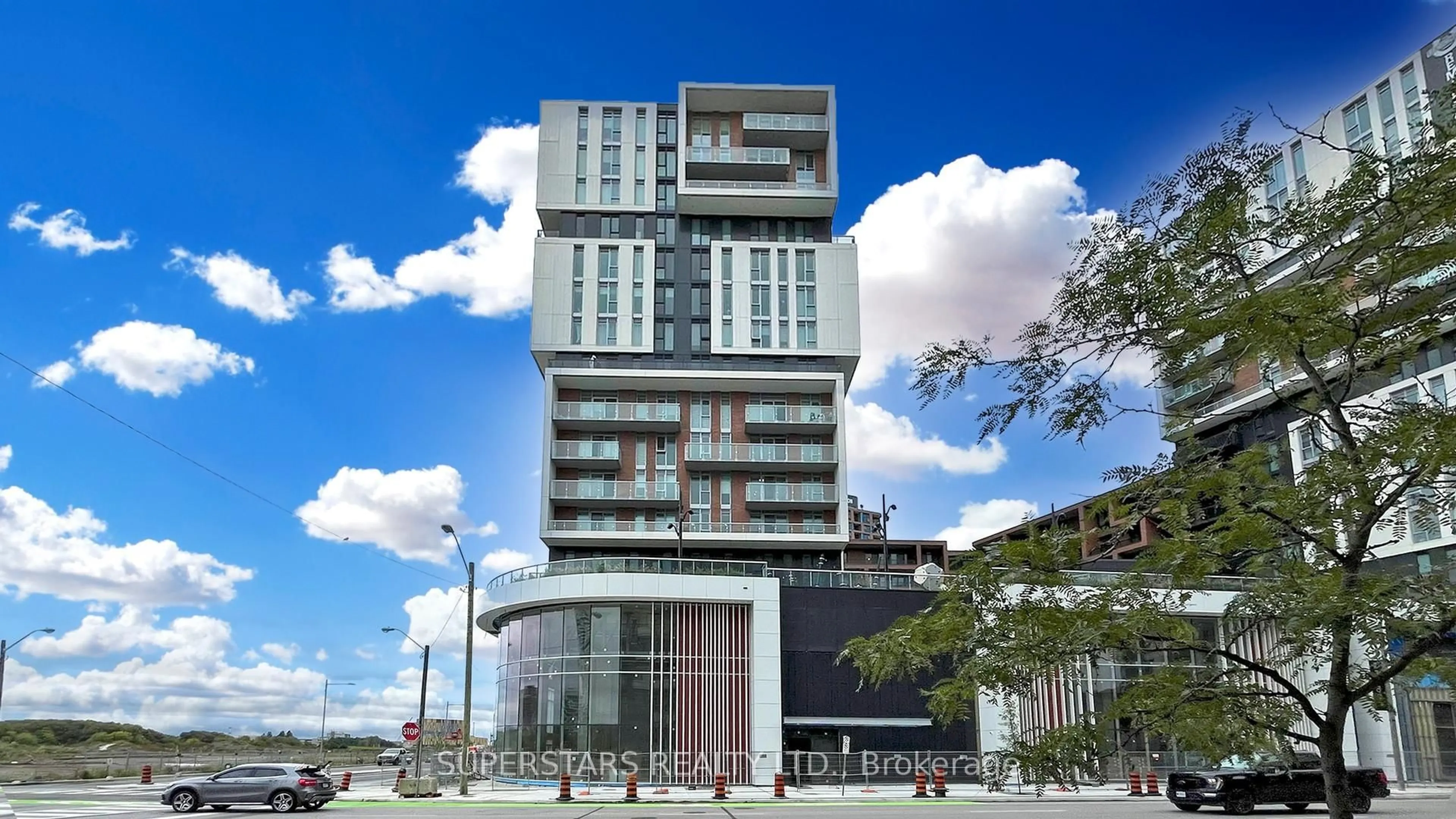 Indoor foyer for 292 Verdale Crossing #1112, Markham Ontario L6G 0H6