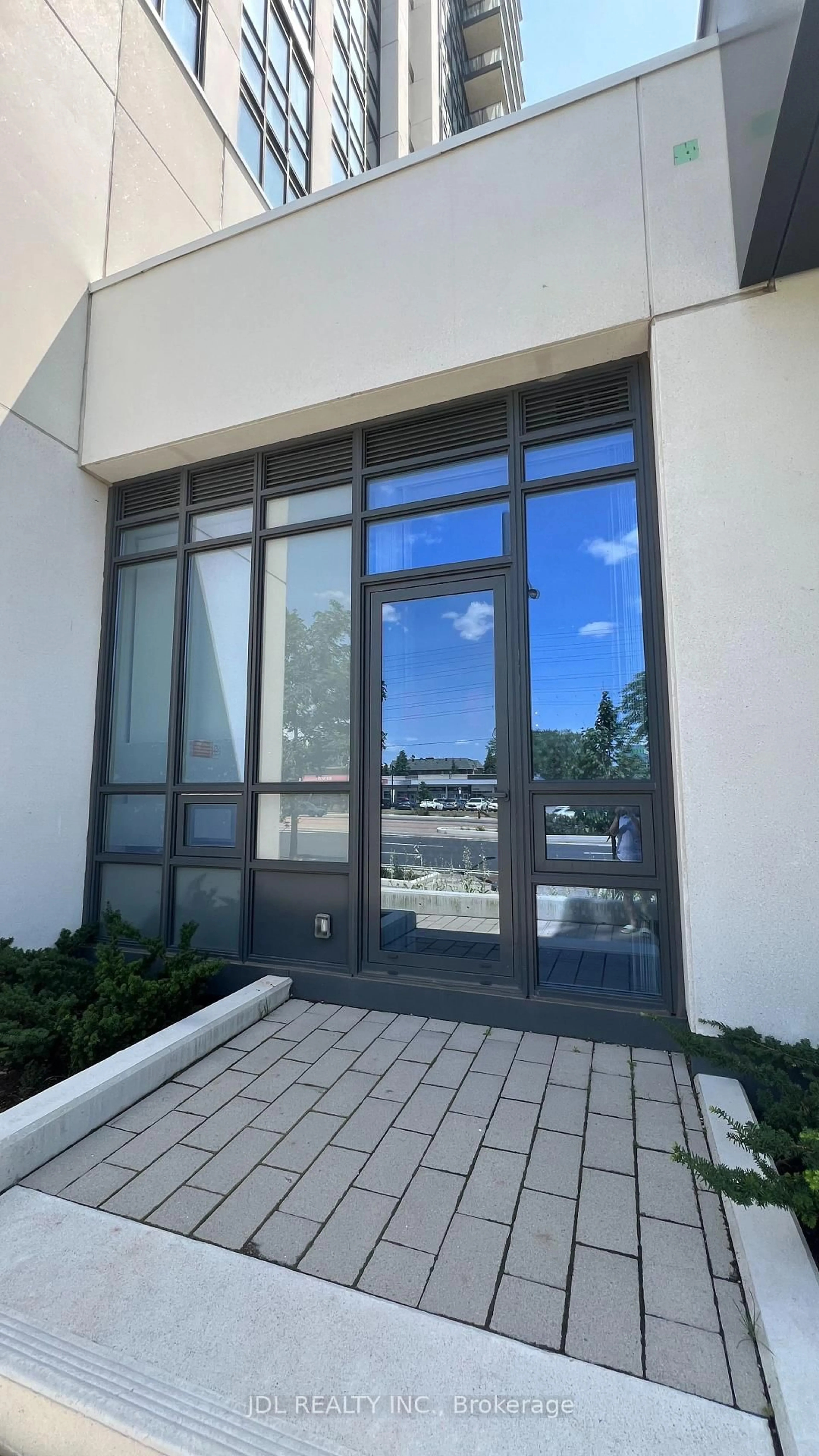 Indoor foyer for 38 Gandhi Lane #111, Markham Ontario L3T 0G8