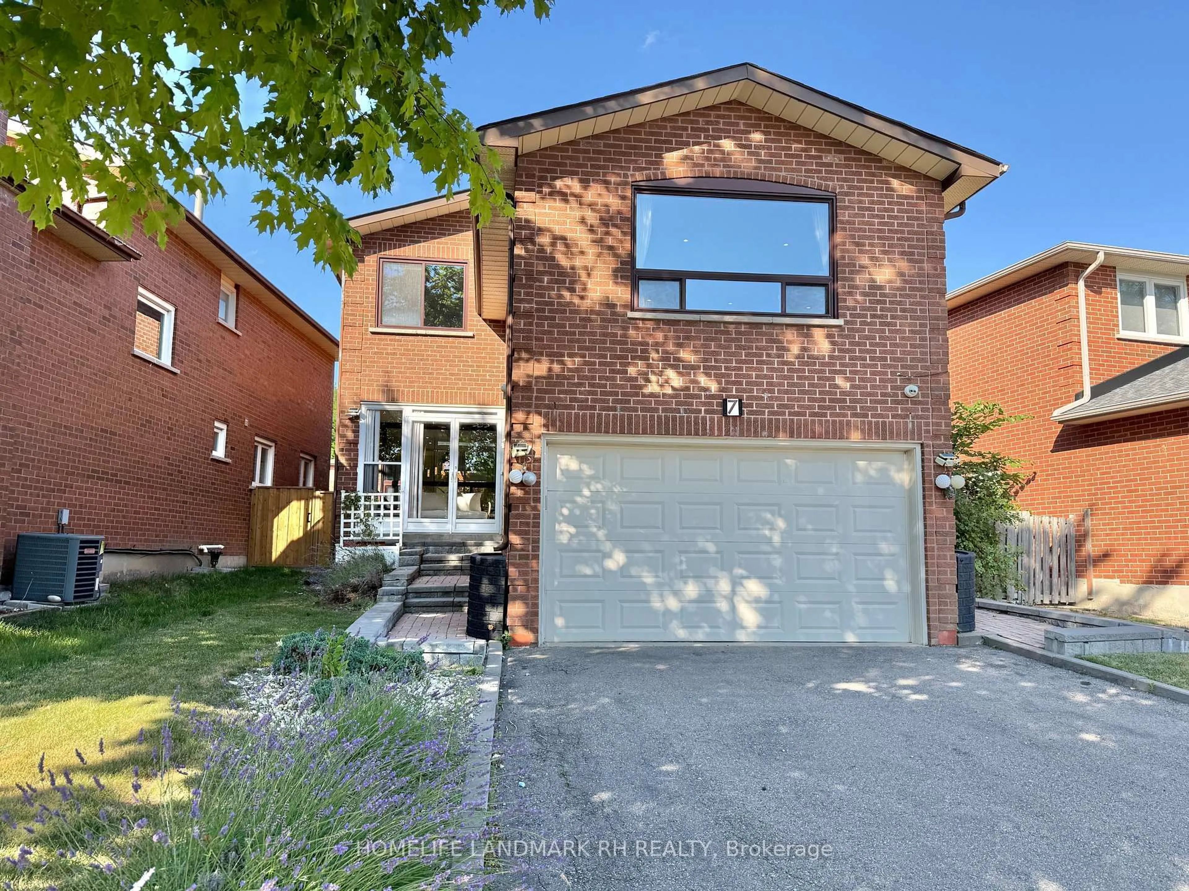 Home with brick exterior material, street for 7 Anthony Lane, Vaughan Ontario L4K 3K3