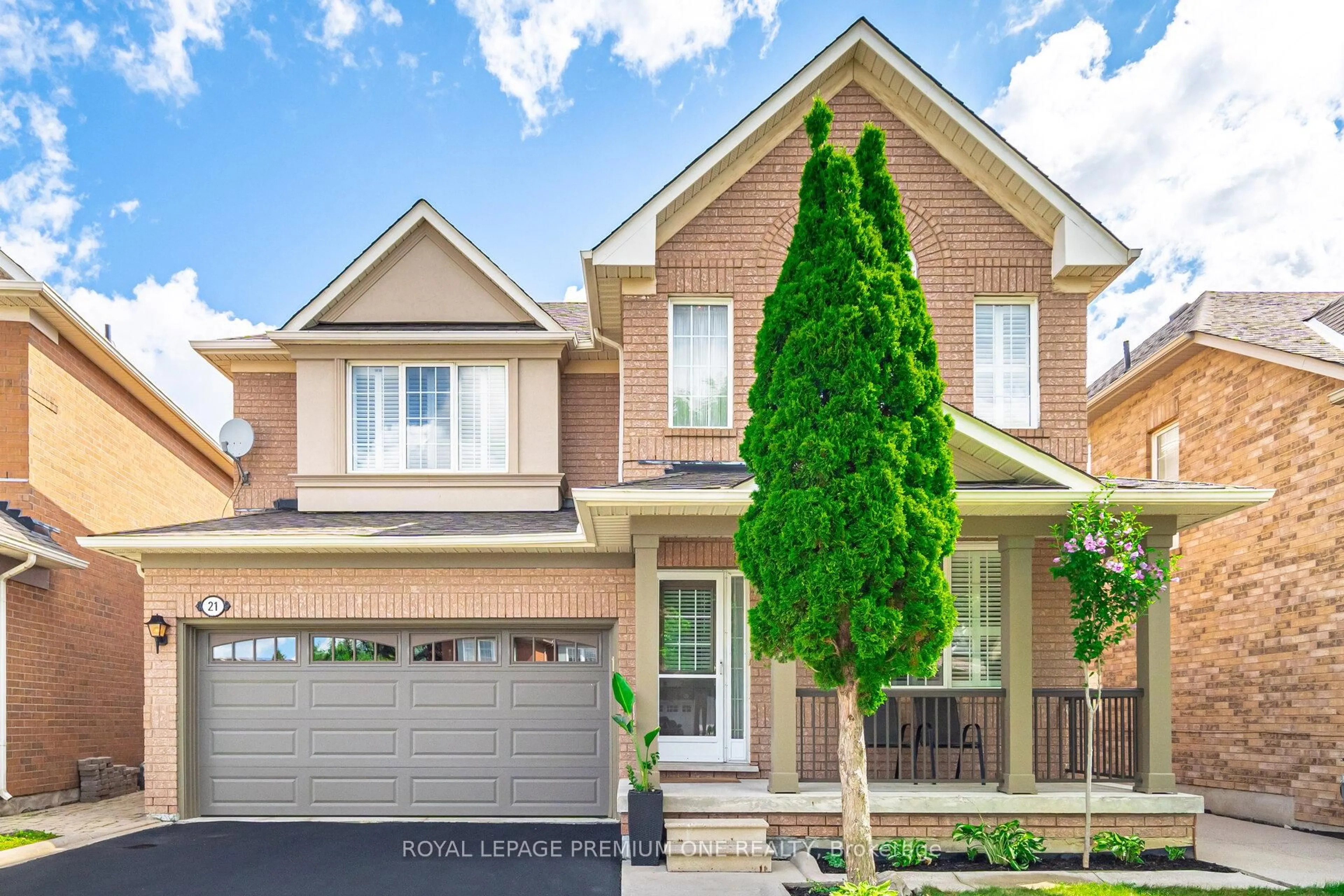 Home with brick exterior material, street for 21 Ocean Ave, Vaughan Ontario L6A 2X7