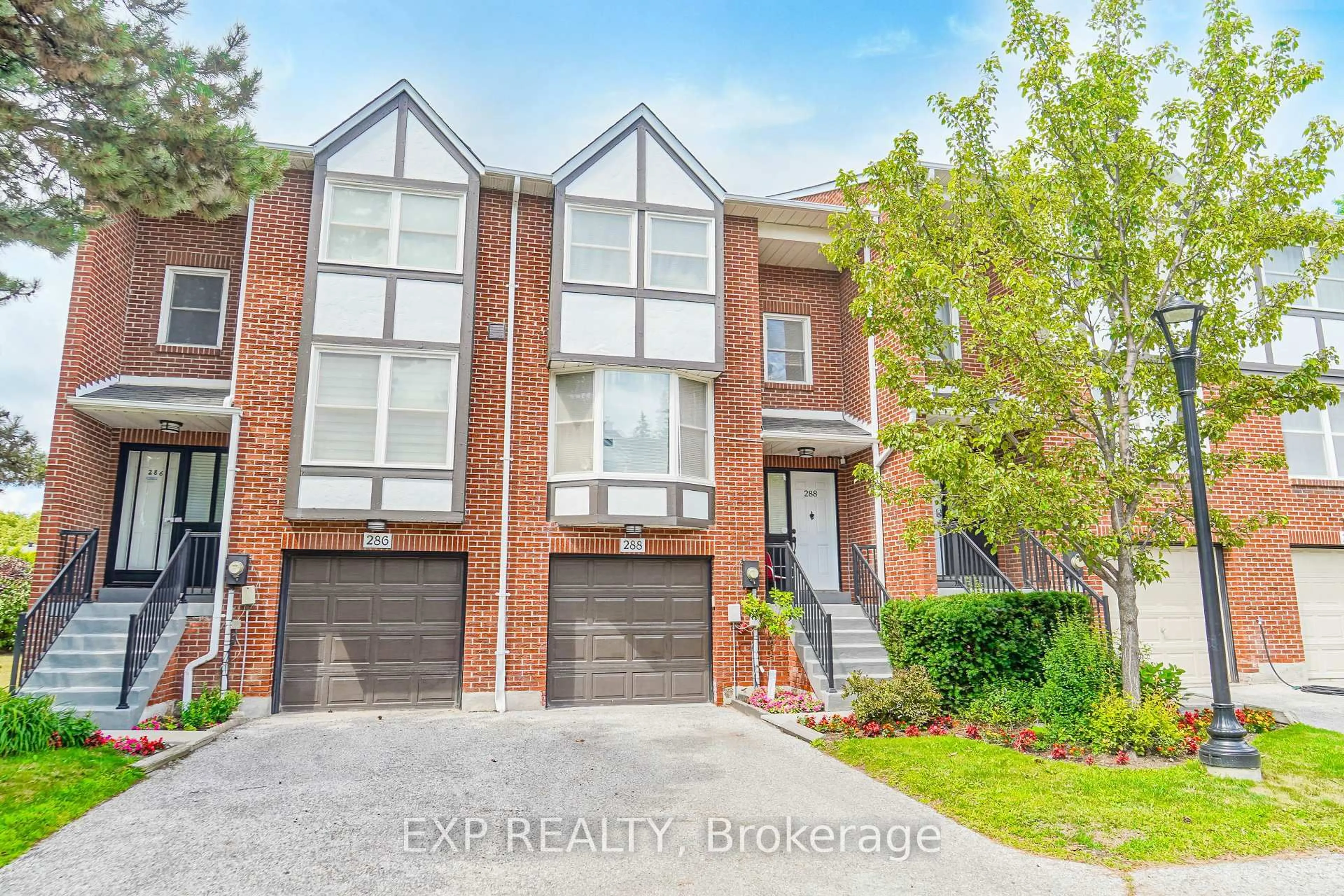 Home with brick exterior material, street for 288 Simonston Blvd #30, Markham Ontario L3T 4T5