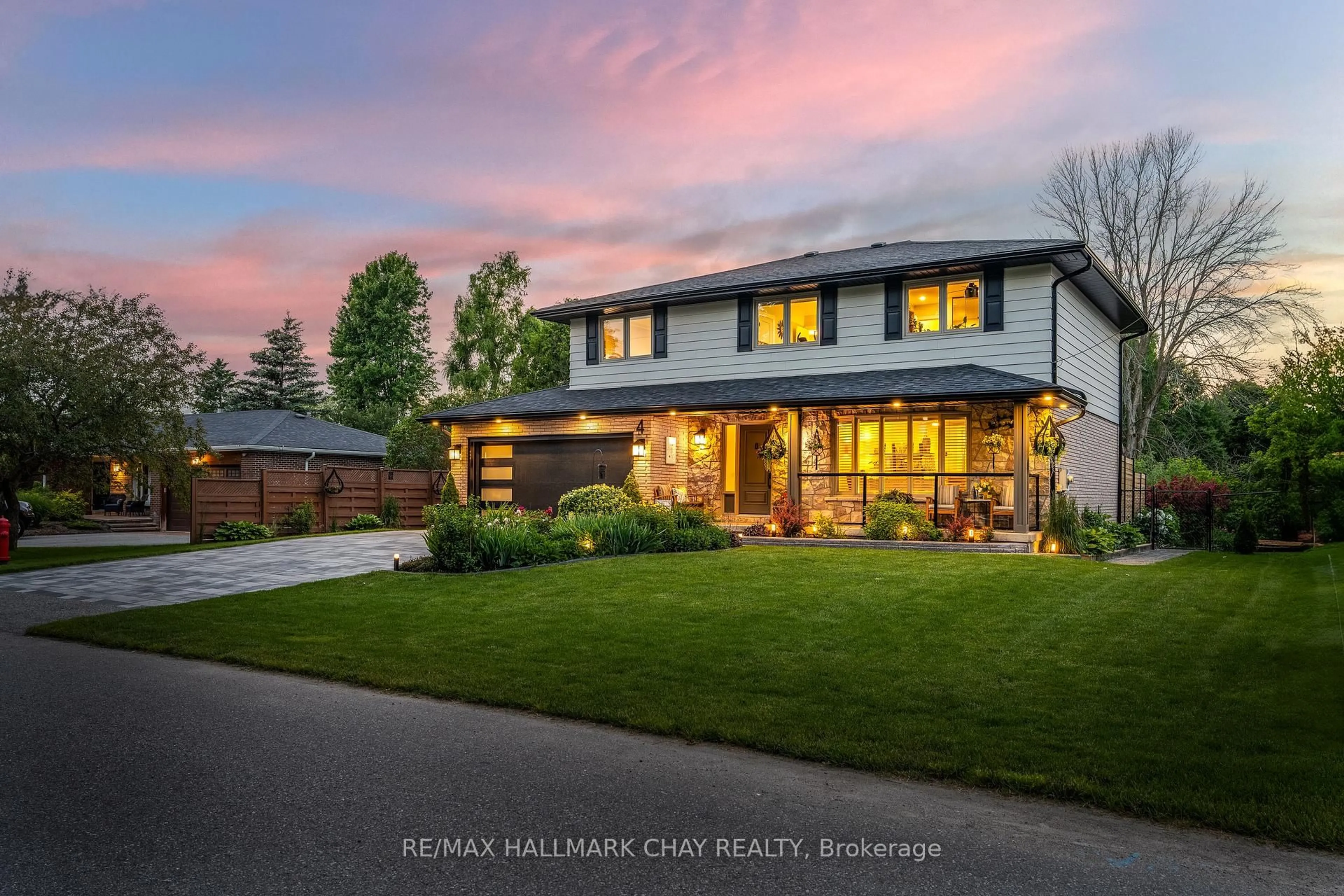 Home with brick exterior material, unknown for 4 Garibaldi St, Innisfil Ontario L0L 1L0