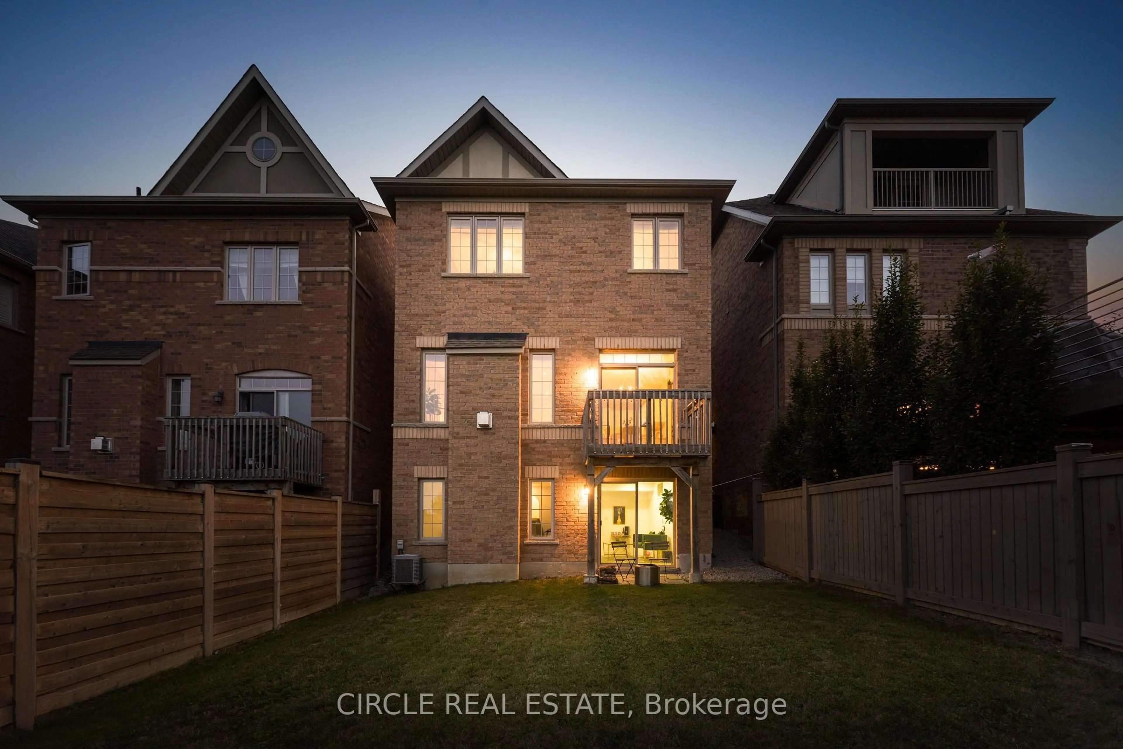 A pic from outside/outdoor area/front of a property/back of a property/a pic from drone, street for 65 Hopewell St, Vaughan Ontario L4H 3N5
