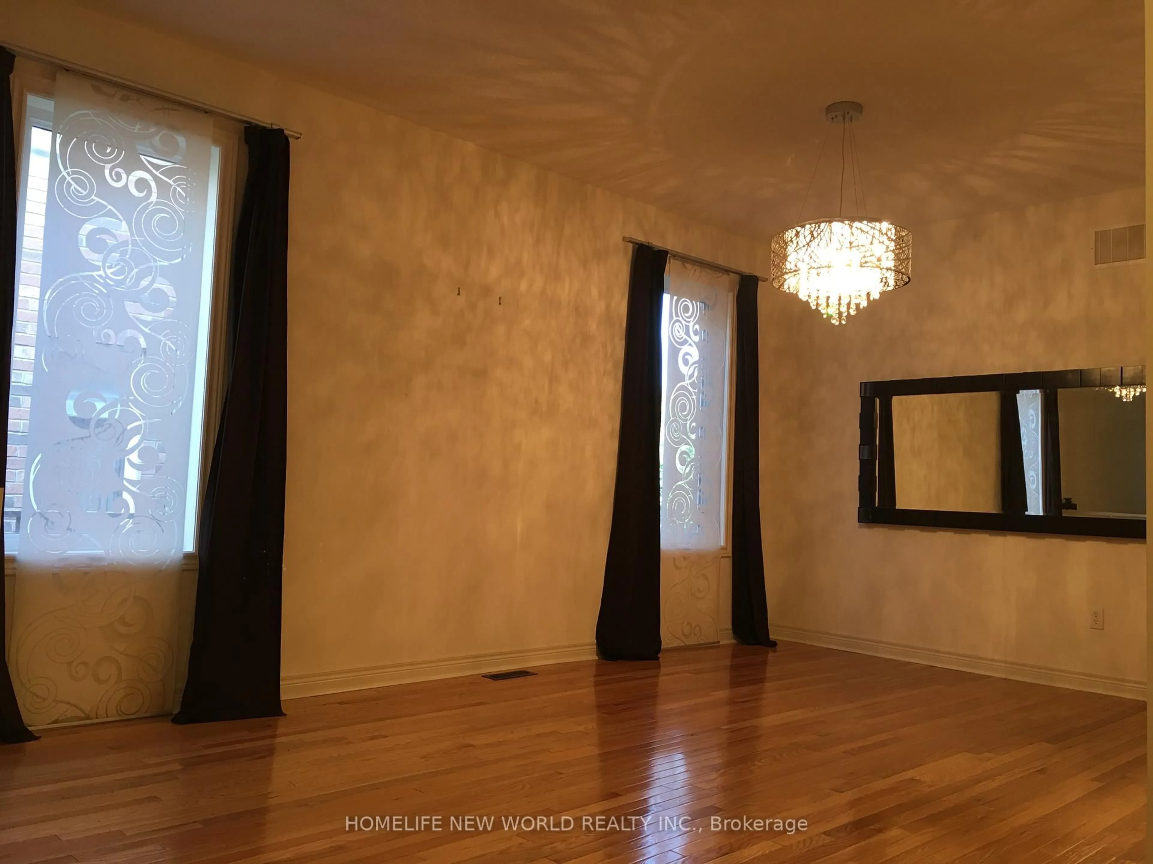 A pic of a room for 21 Aikenhead Ave, Richmond Hill Ontario L4S 0A8