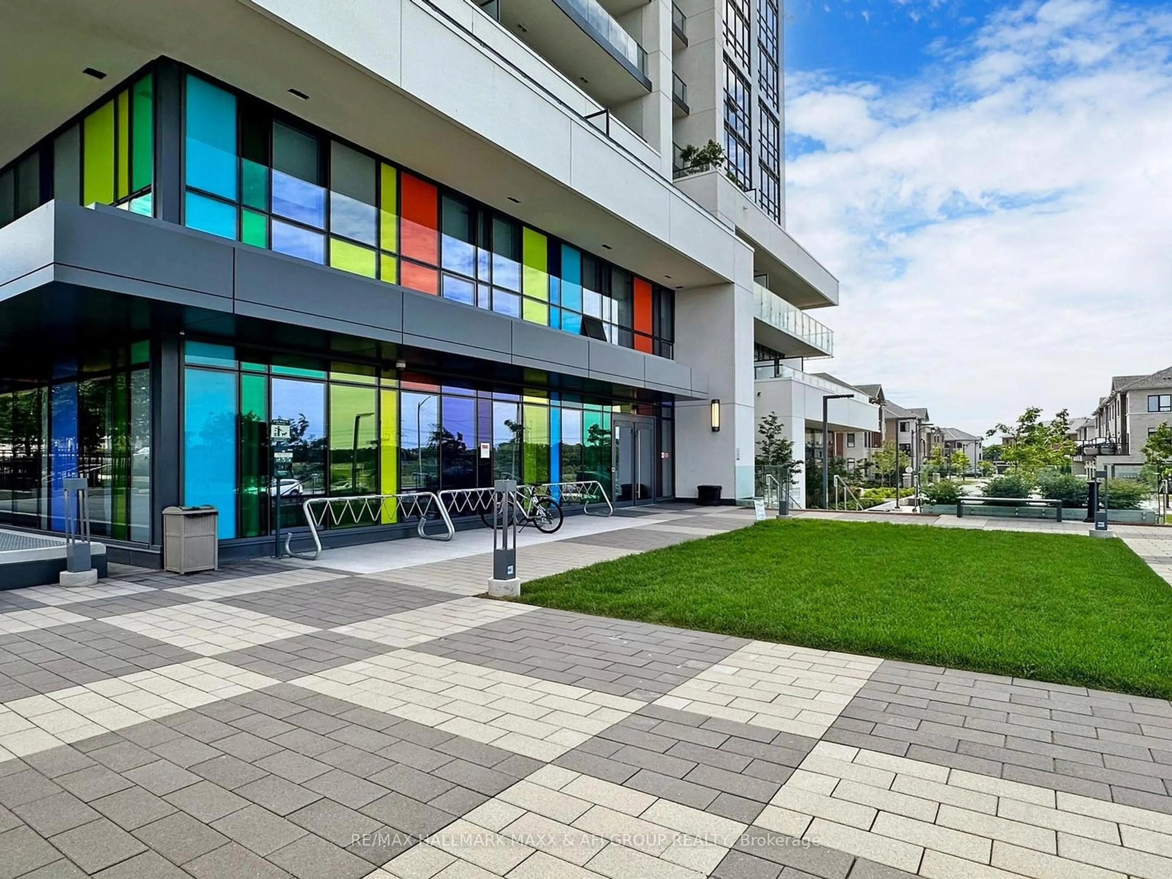 Patio, unknown for 12 Gandhi Lane #1207, Markham Ontario L3T 0G8