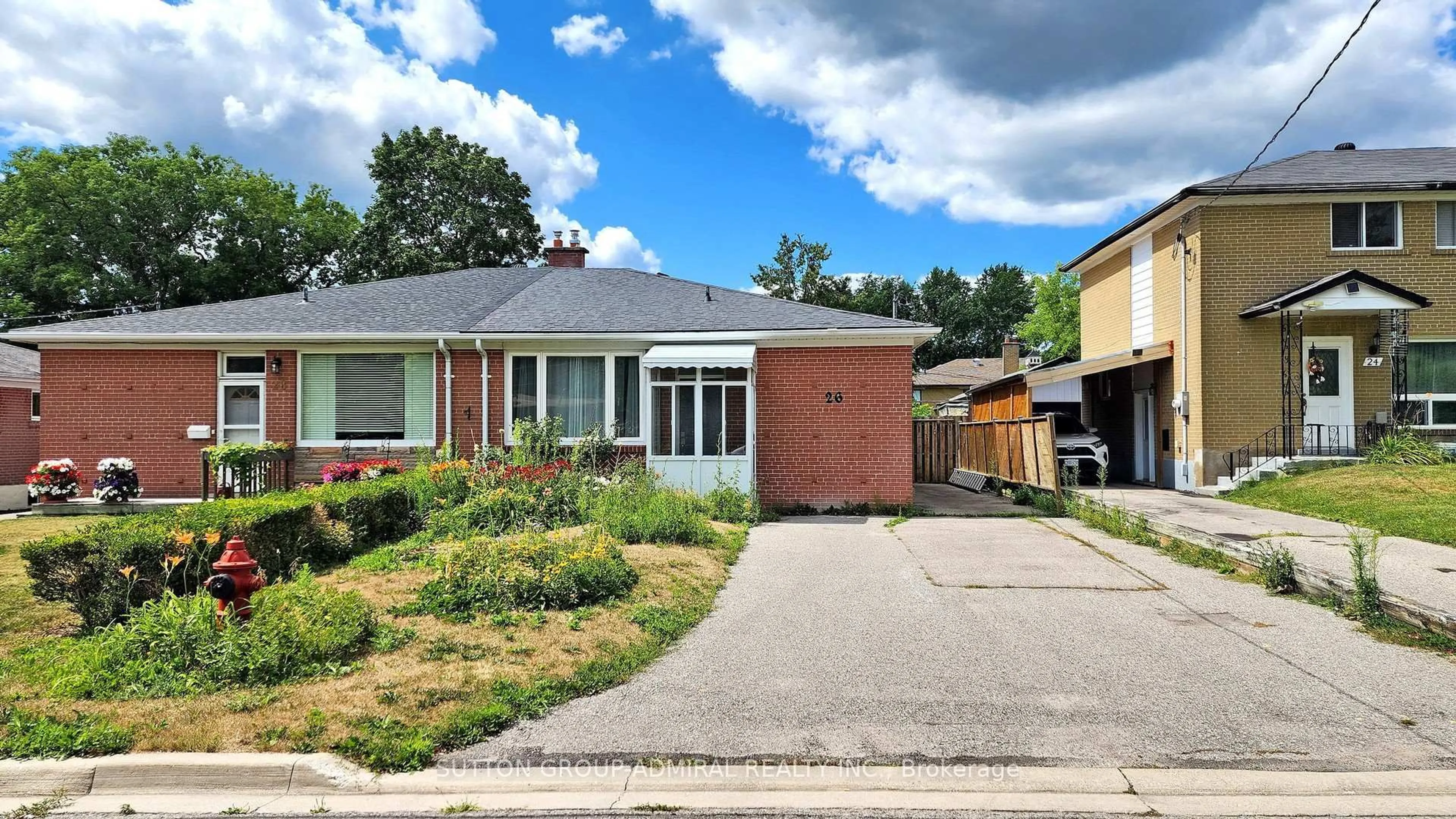 Home with brick exterior material, street for 26 Davis Rd, Aurora Ontario L4G 2B6