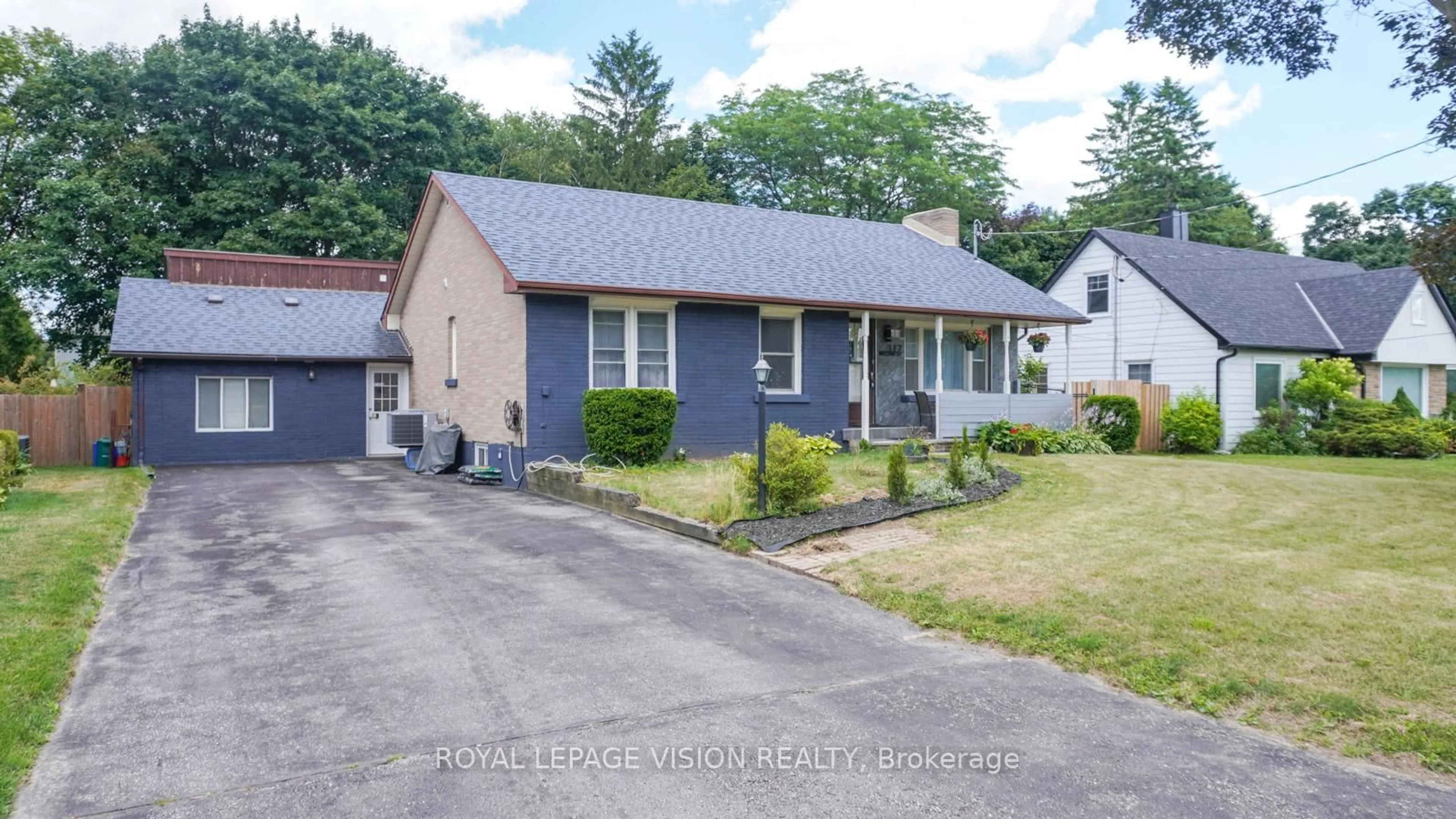 Unknown for 117 William St, Whitchurch-Stouffville Ontario L4A 1B3