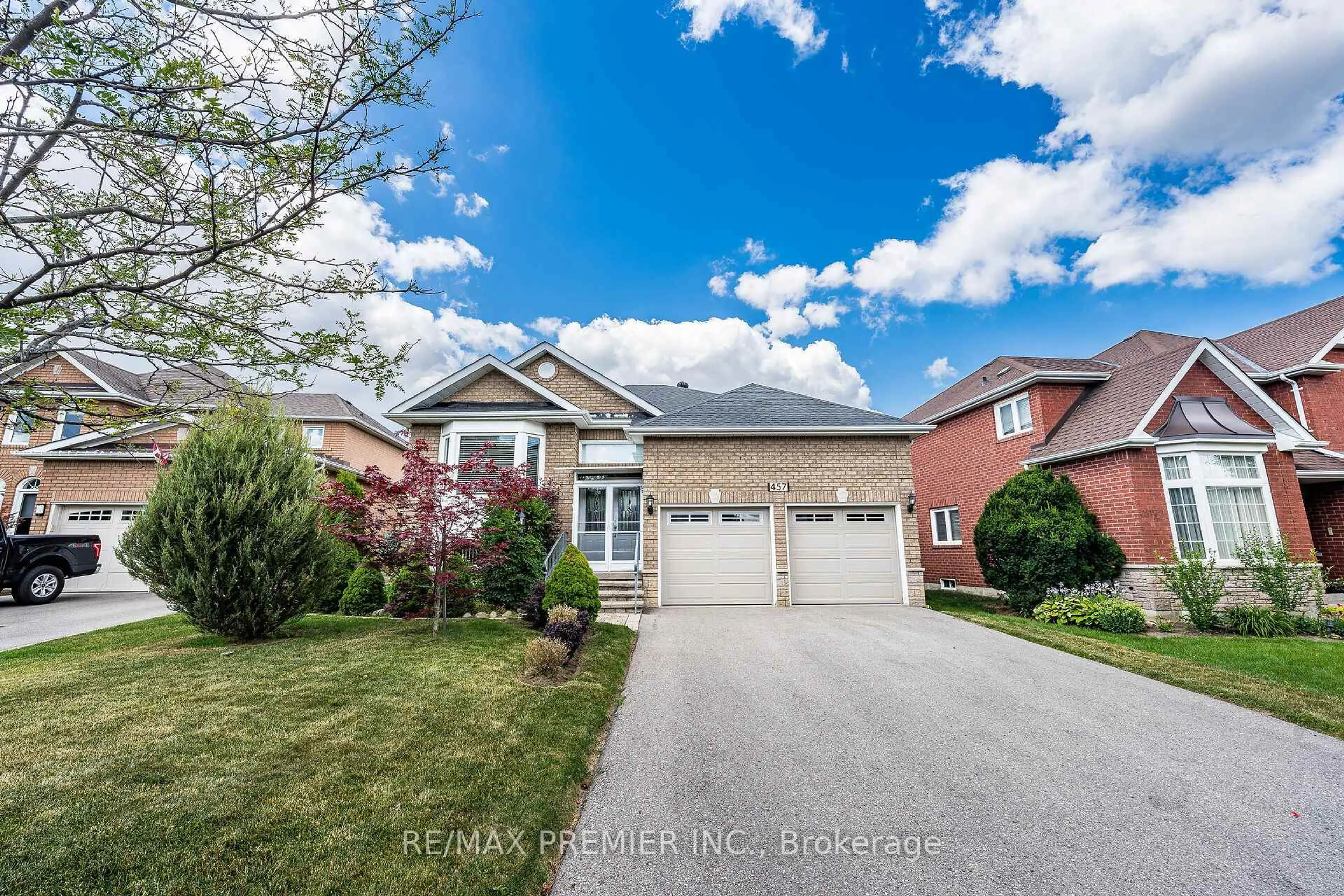 Home with brick exterior material, street for 457 Glenkindie Ave, Vaughan Ontario L6A 2E4