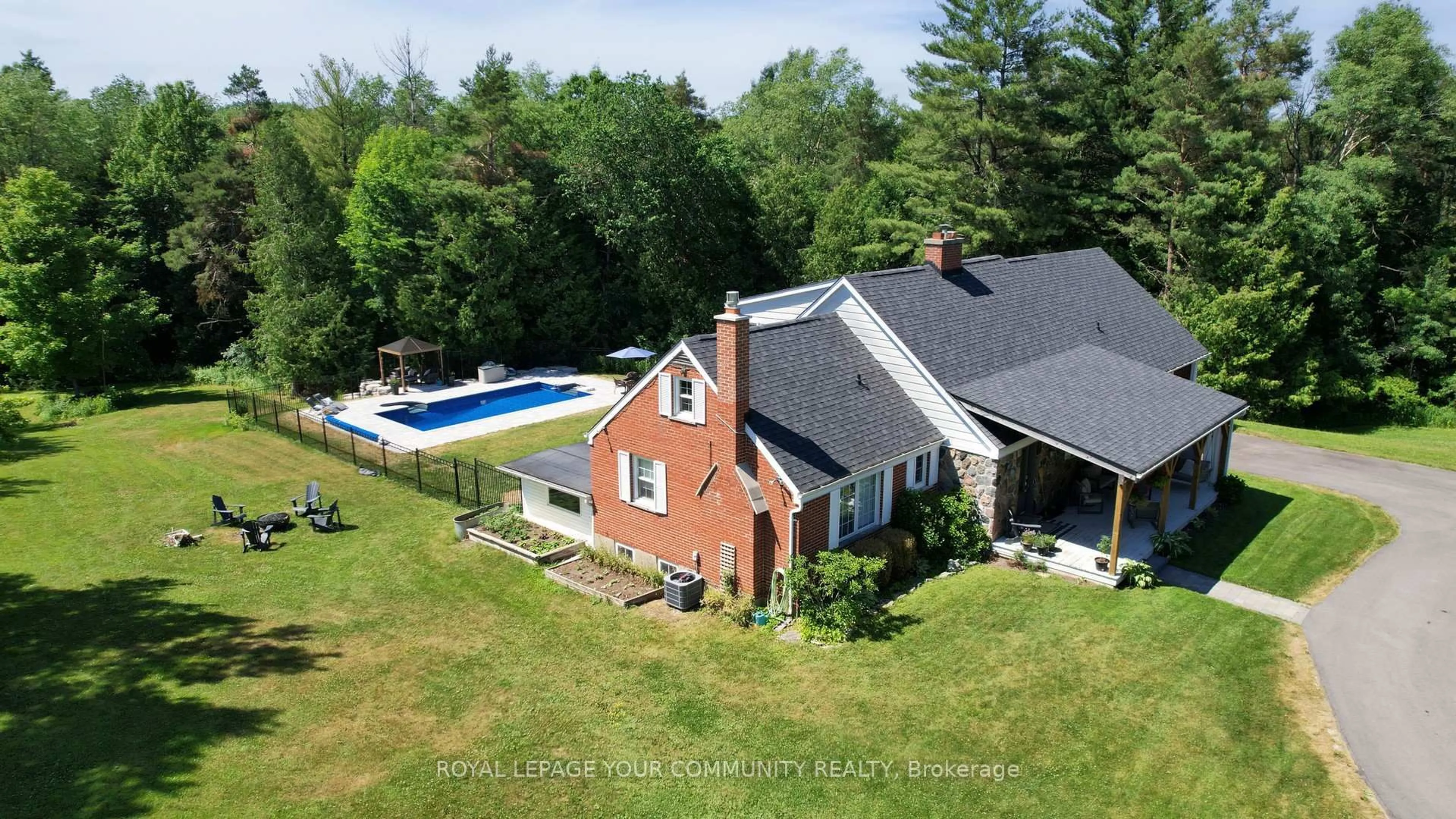 A pic from outside/outdoor area/front of a property/back of a property/a pic from drone, water/lake/river/ocean view for 14574 Mccowan Rd, Whitchurch-Stouffville Ontario L4A 4E6
