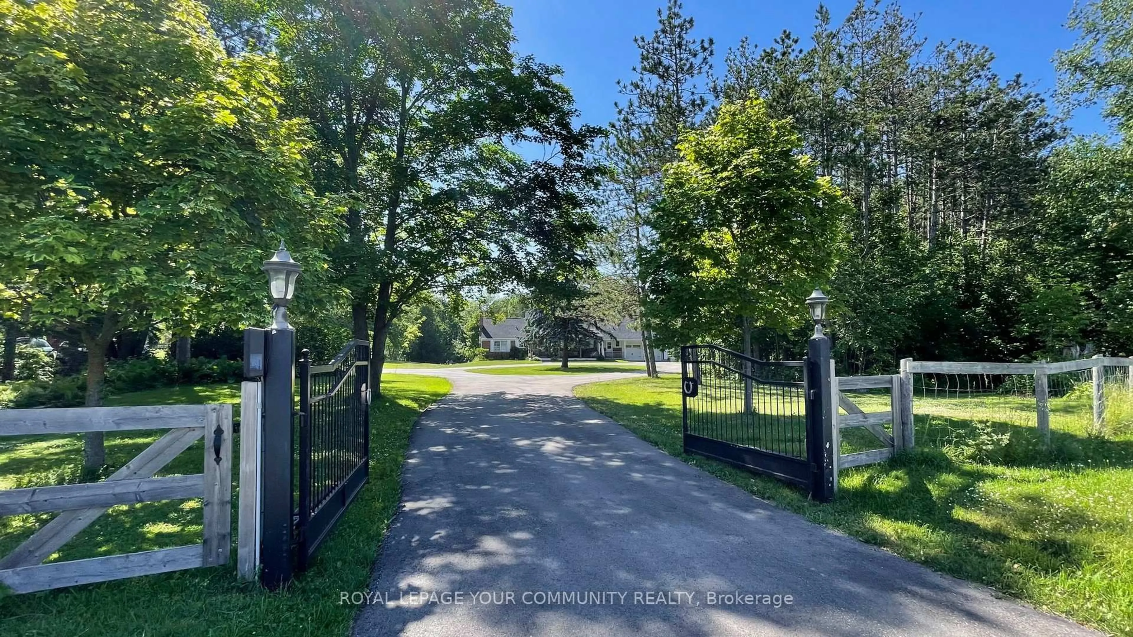 A pic from outside/outdoor area/front of a property/back of a property/a pic from drone, unknown for 14574 Mccowan Rd, Whitchurch-Stouffville Ontario L4A 4E6