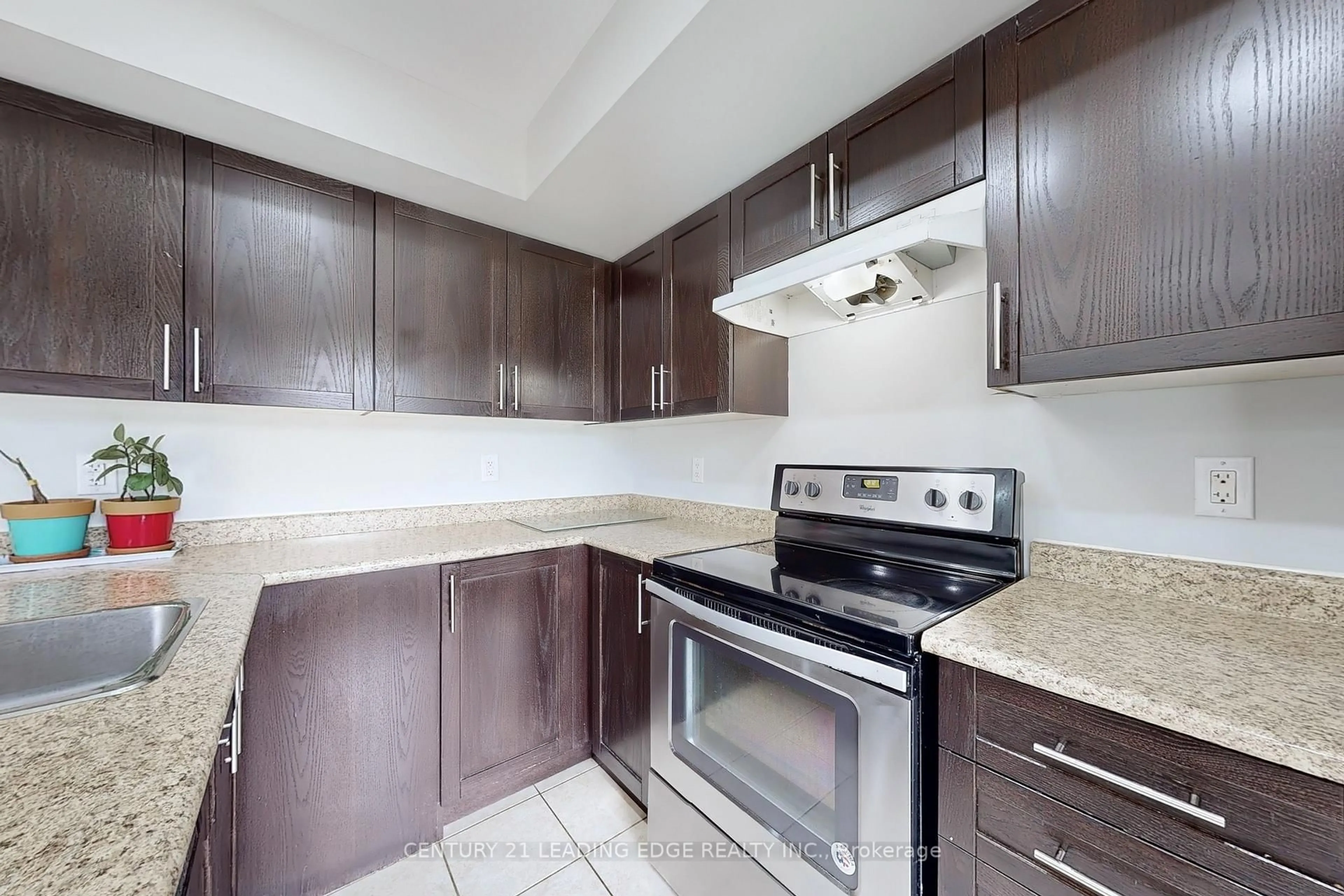 Standard kitchen, unknown for 2 Dunsheath Way #107, Markham Ontario L6B 0A3