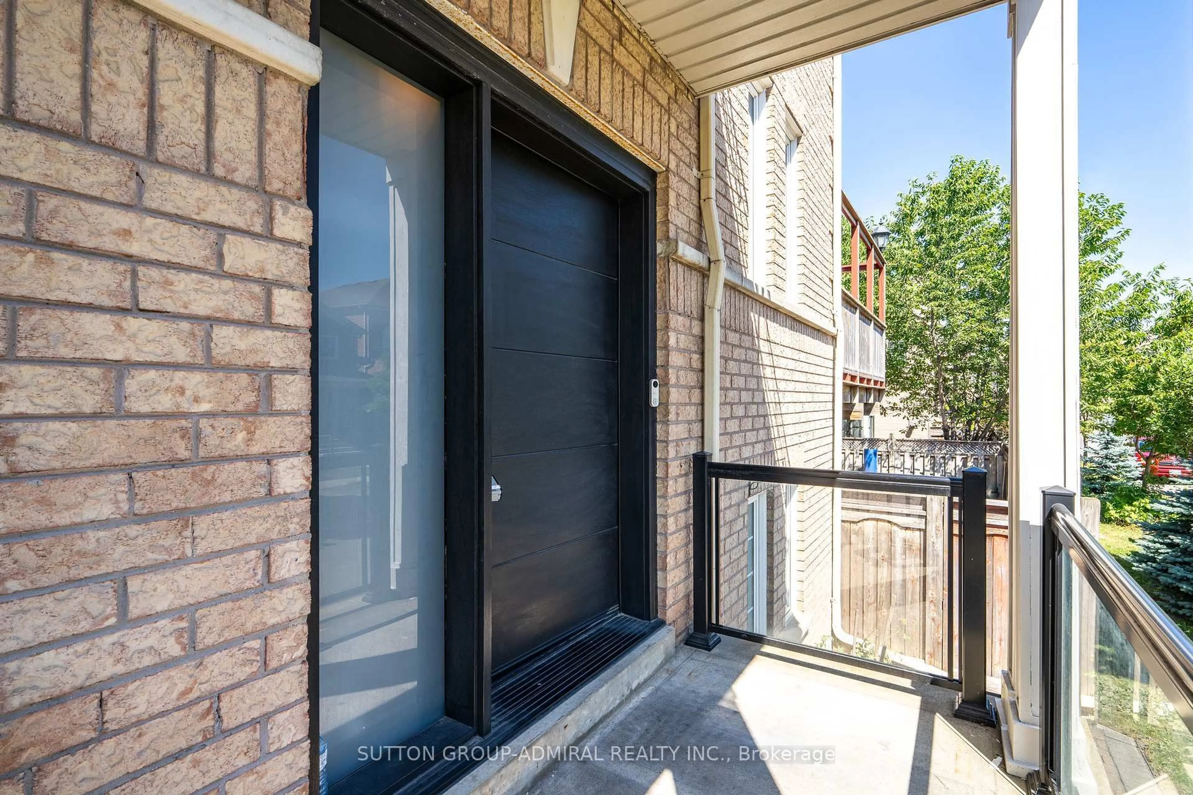 Unknown for 113 Sassafras Circ, Vaughan Ontario L4J 8M9