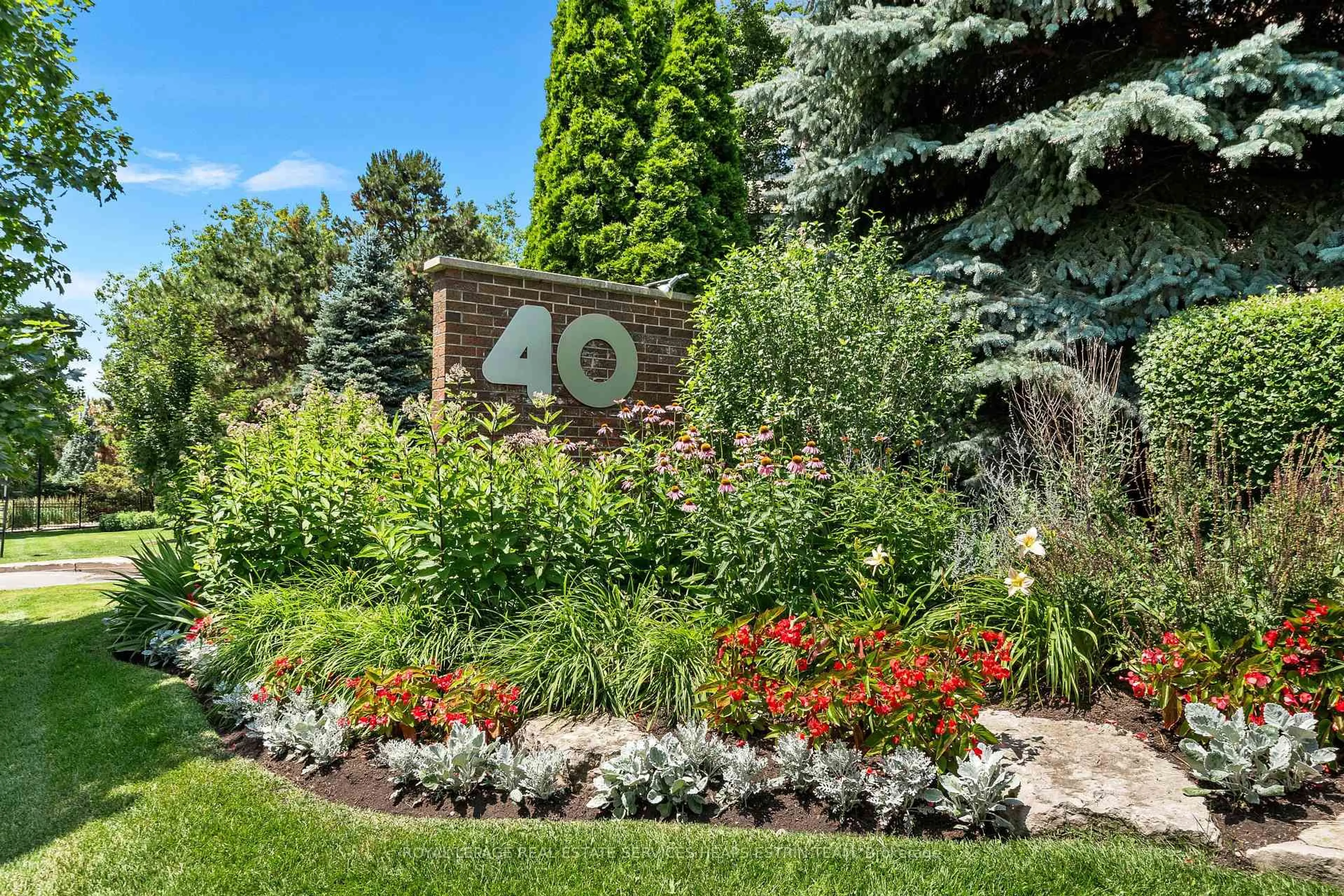 Unknown for 40 Baif Blvd #501, Richmond Hill Ontario L4C 5M9