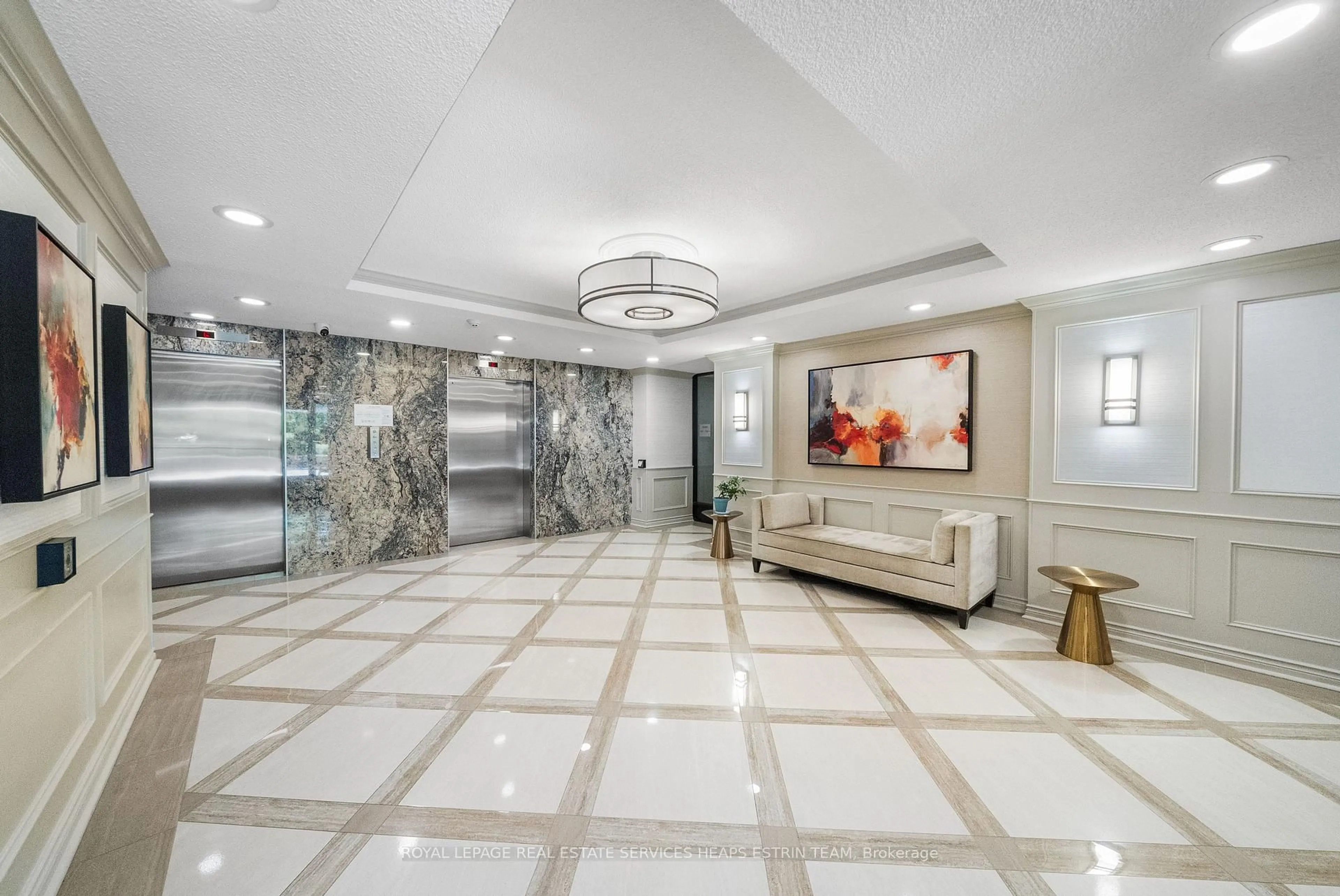 Lobby for 40 Baif Blvd #501, Richmond Hill Ontario L4C 5M9