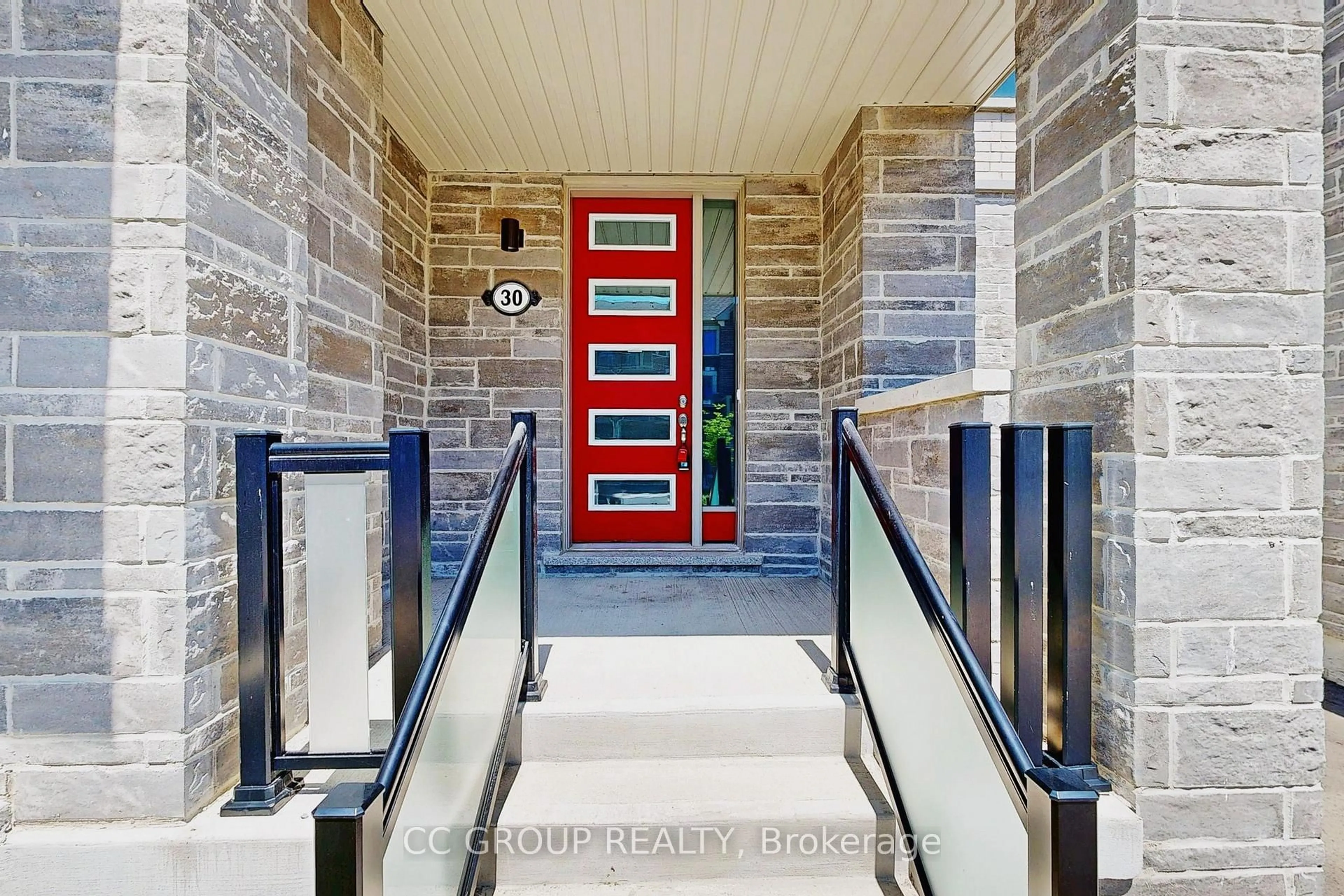Indoor foyer for 30 Thomas Frisby Jr Cres, Markham Ontario L6C 3L1