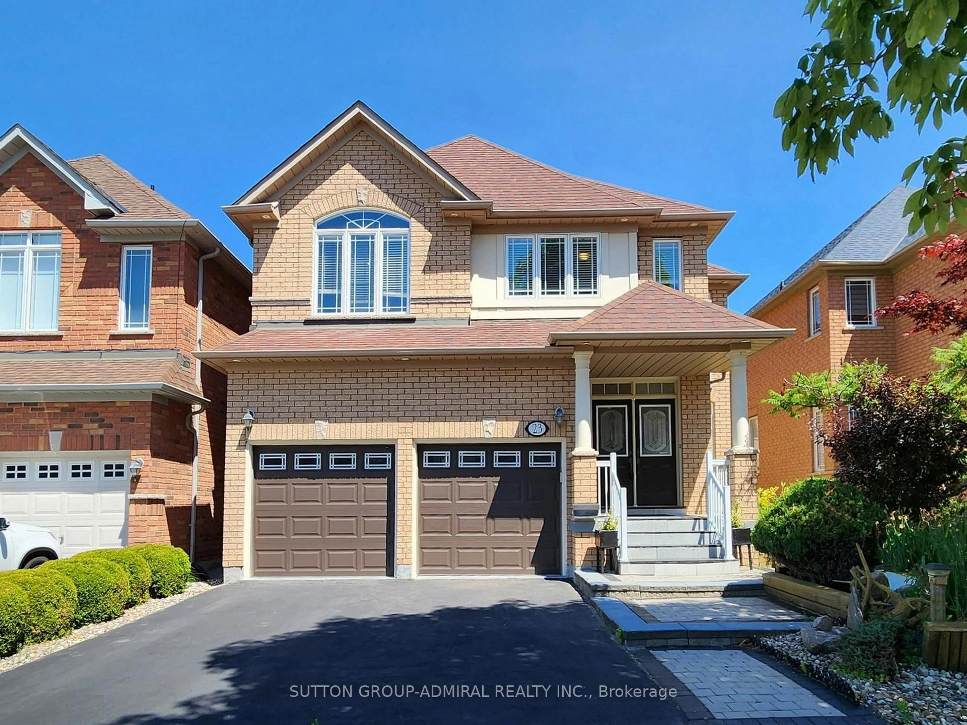 Home with brick exterior material, street for 23 Lacona Cres, Richmond Hill Ontario L4E 4G6