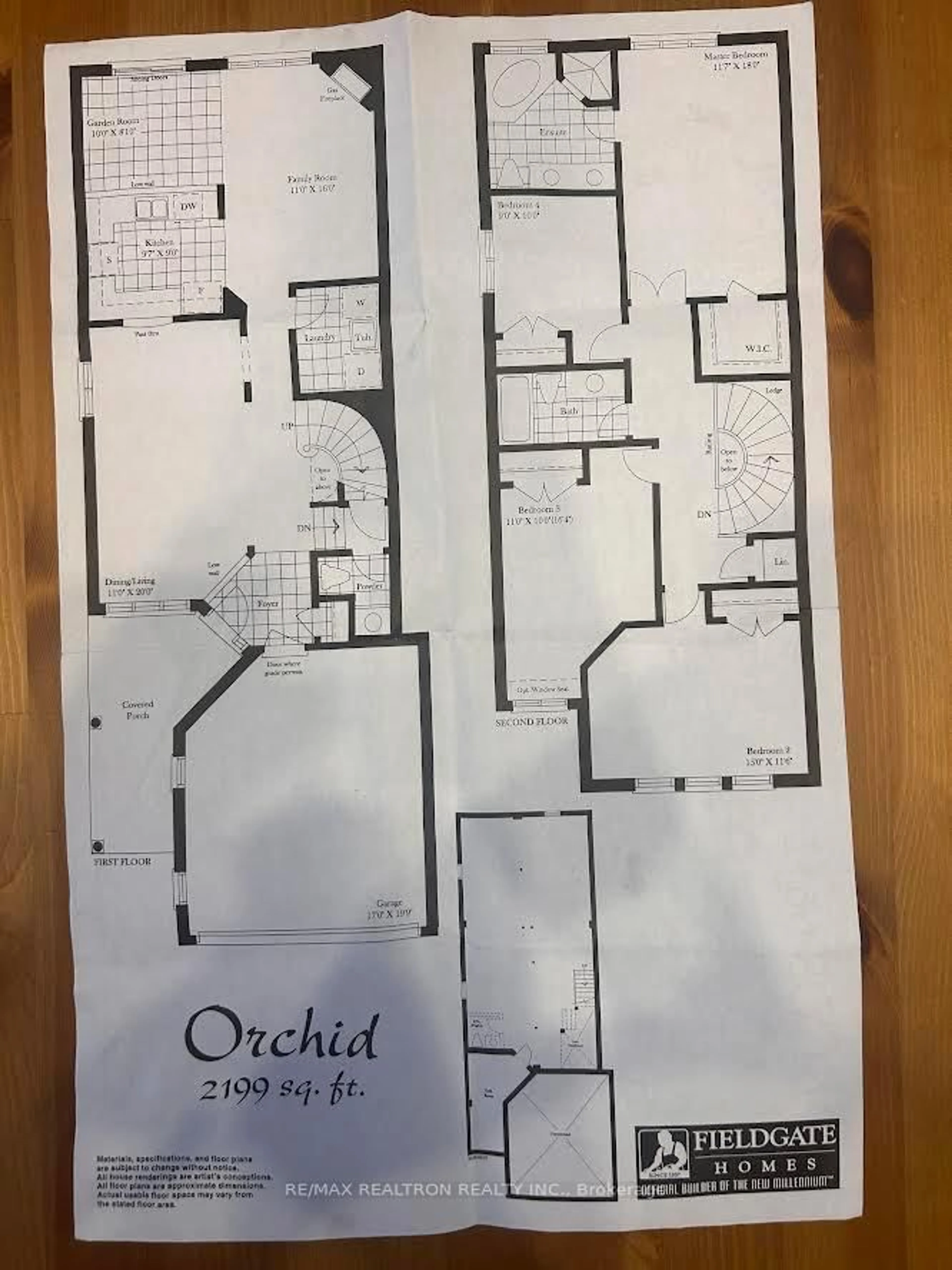 Floor plan for 4 Kalmar Cres, Richmond Hill Ontario L4E 3Z3