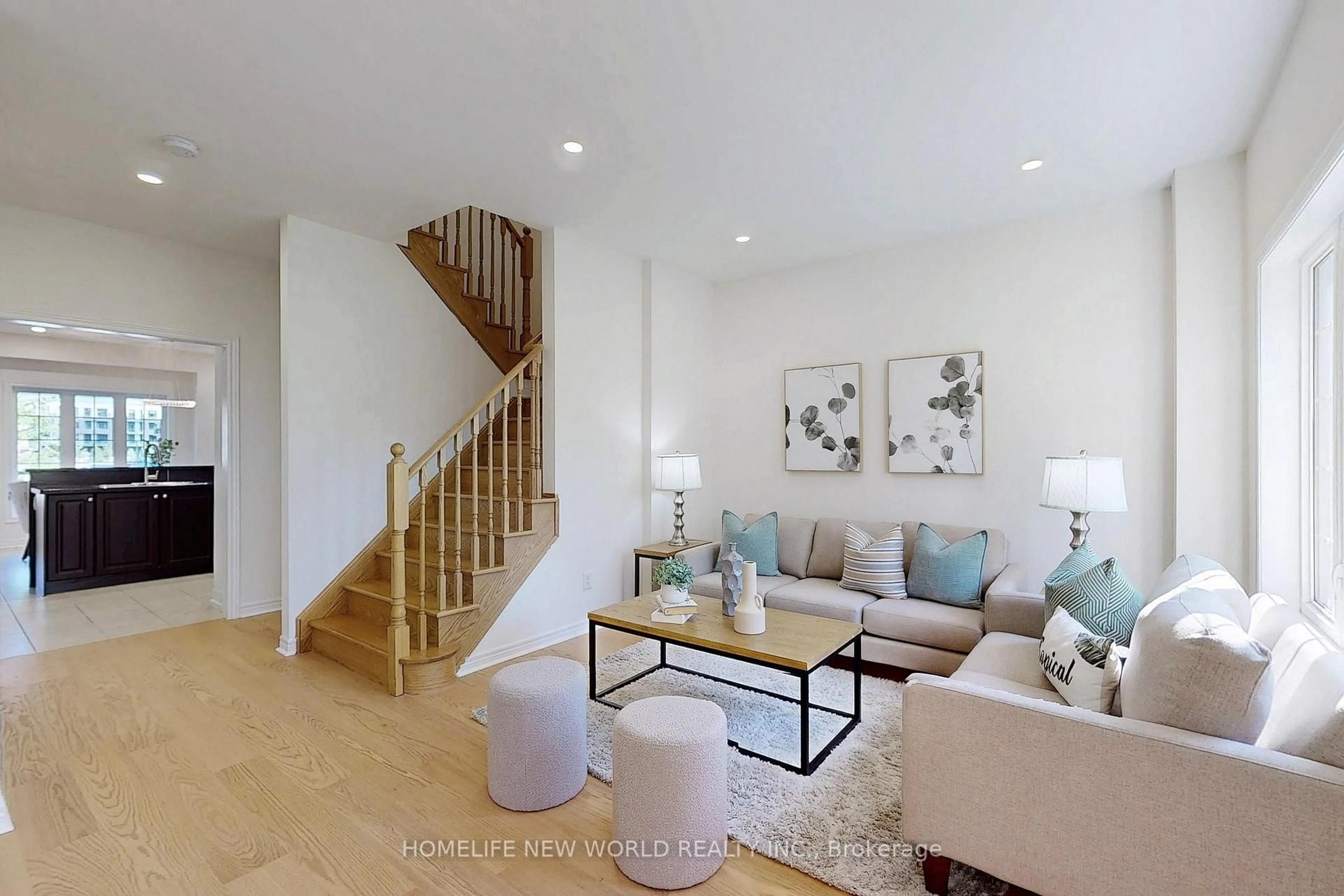 Living room with furniture, unknown for 40 Battista Perri Dr, Markham Ontario L6E 0R6