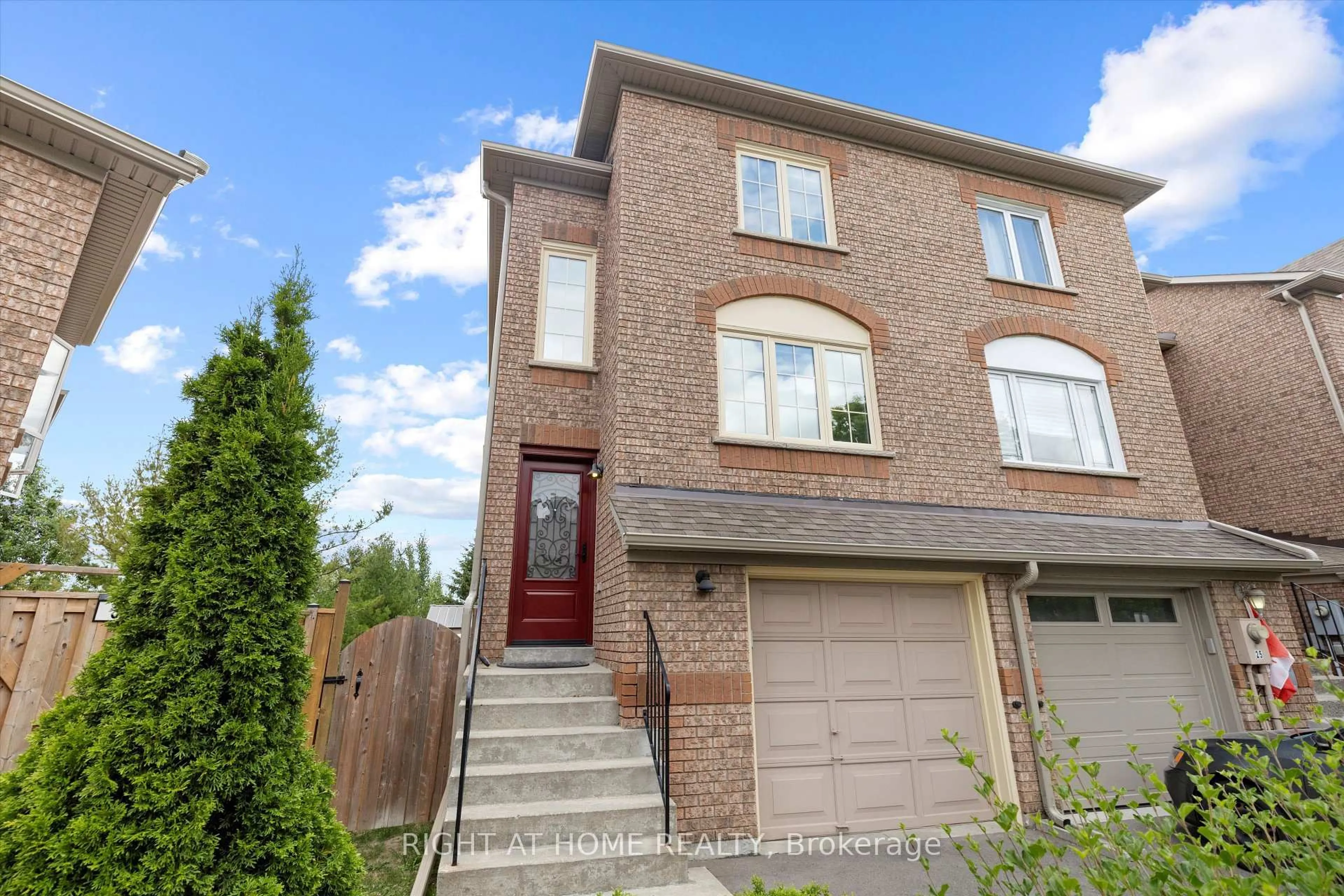 Home with brick exterior material, street for 27 Larissa Crt, Vaughan Ontario L6A 2K8