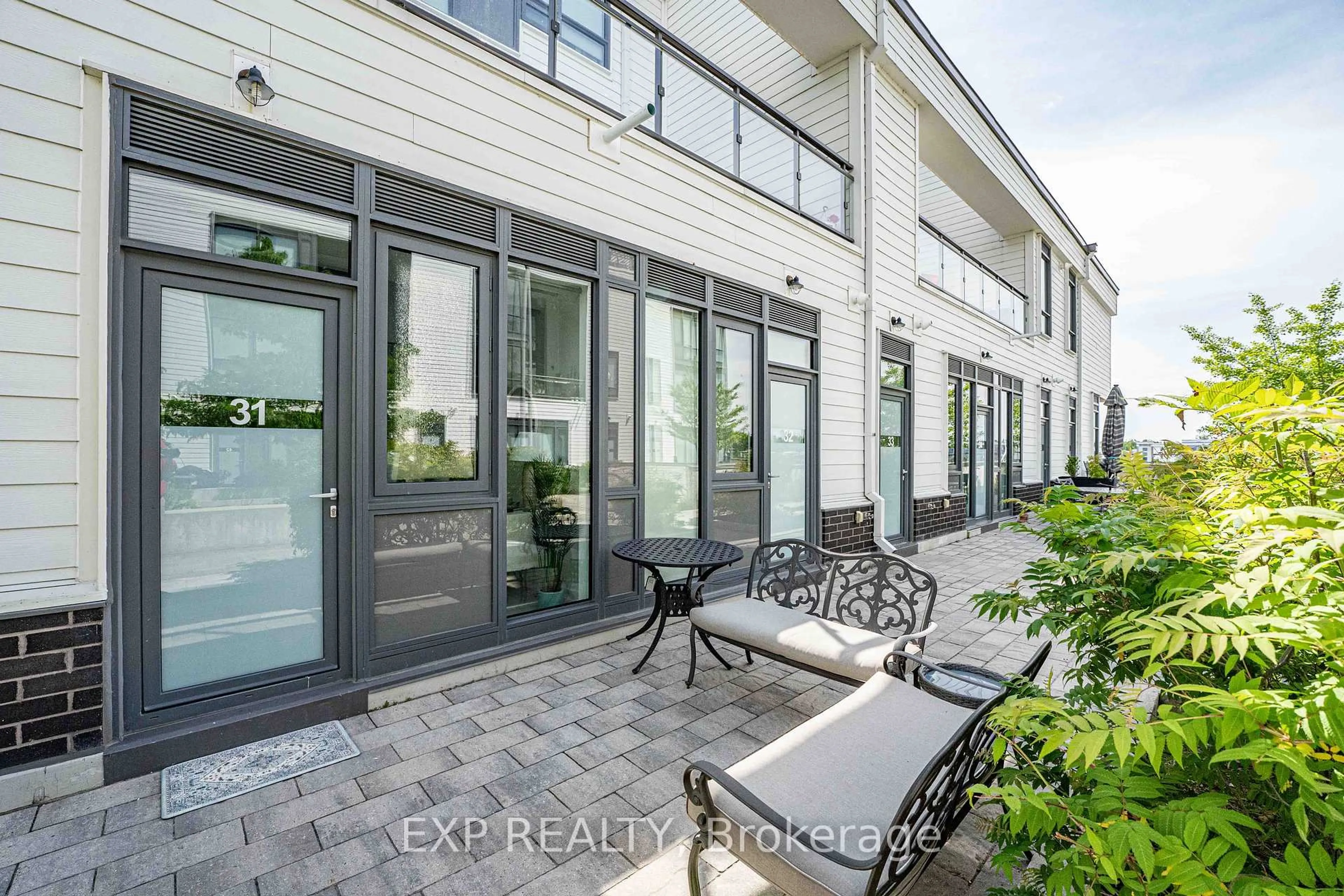 Patio, street for 247 Broward Way #31, Innisfil Ontario L9S 0M1