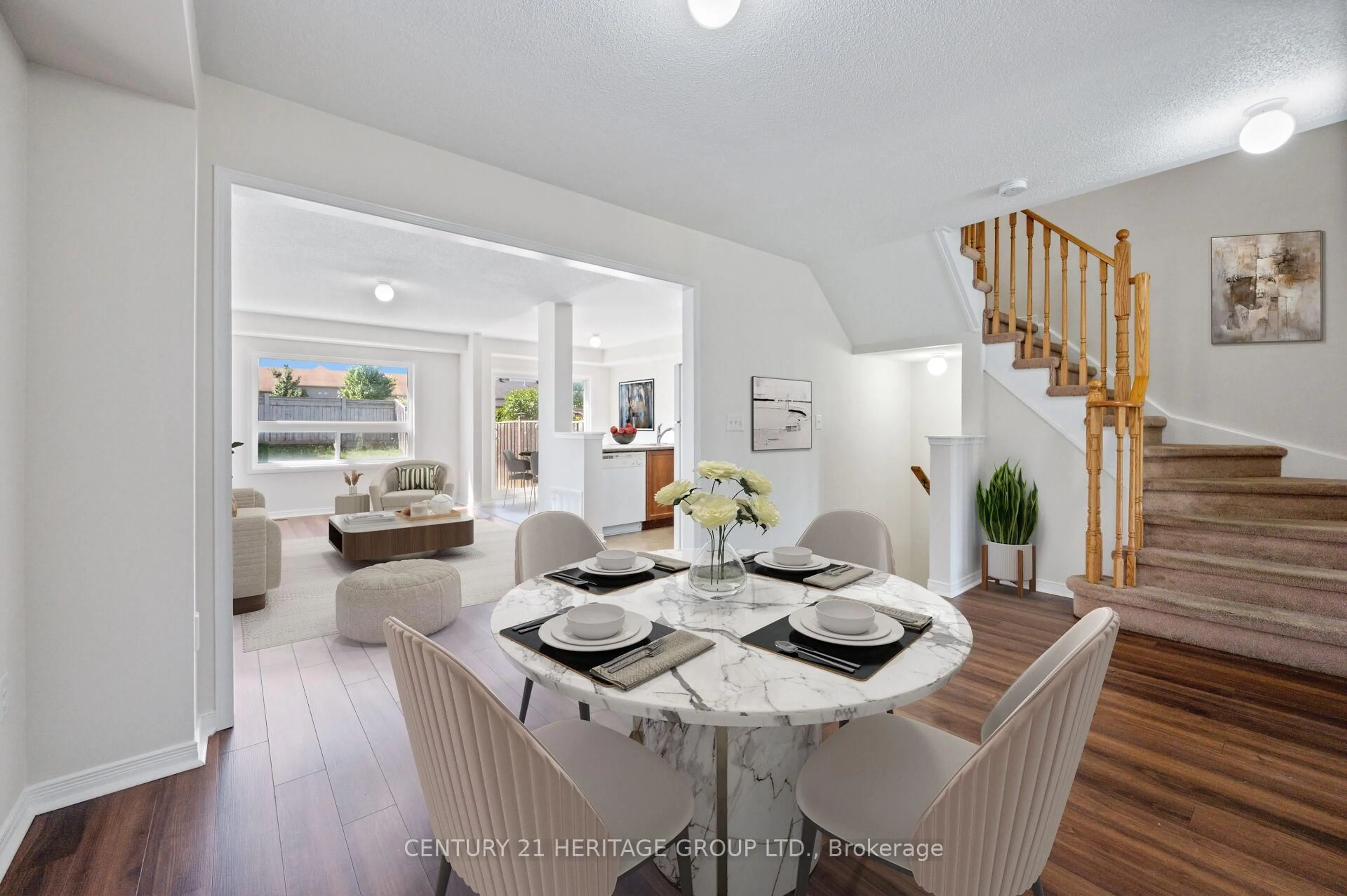 Dining room, unknown for 45 Ruthven Cres, New Tecumseth Ontario L9R 0A5