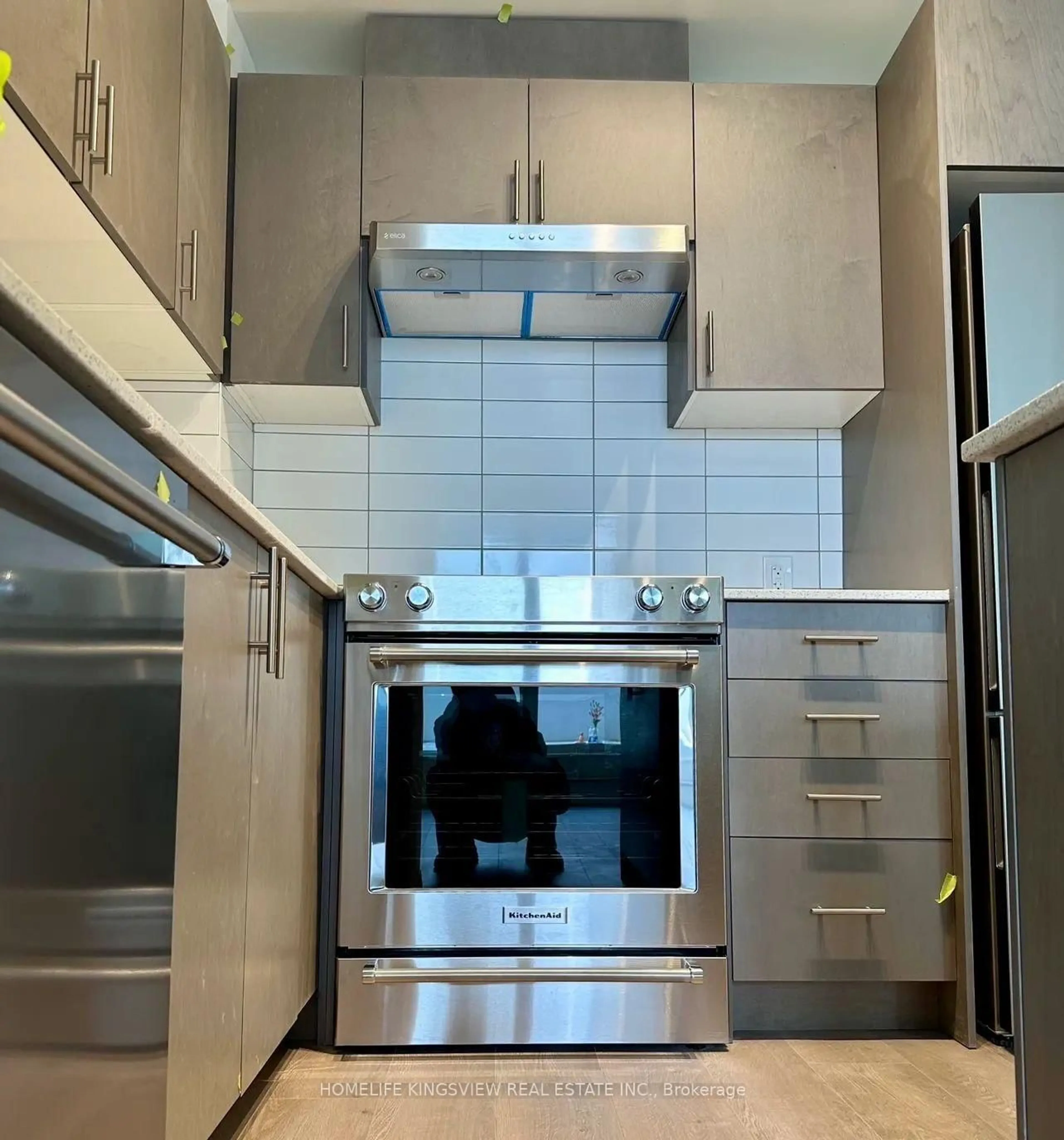 Unknown for 9000 JANE St #223, Vaughan Ontario L4K 0M6
