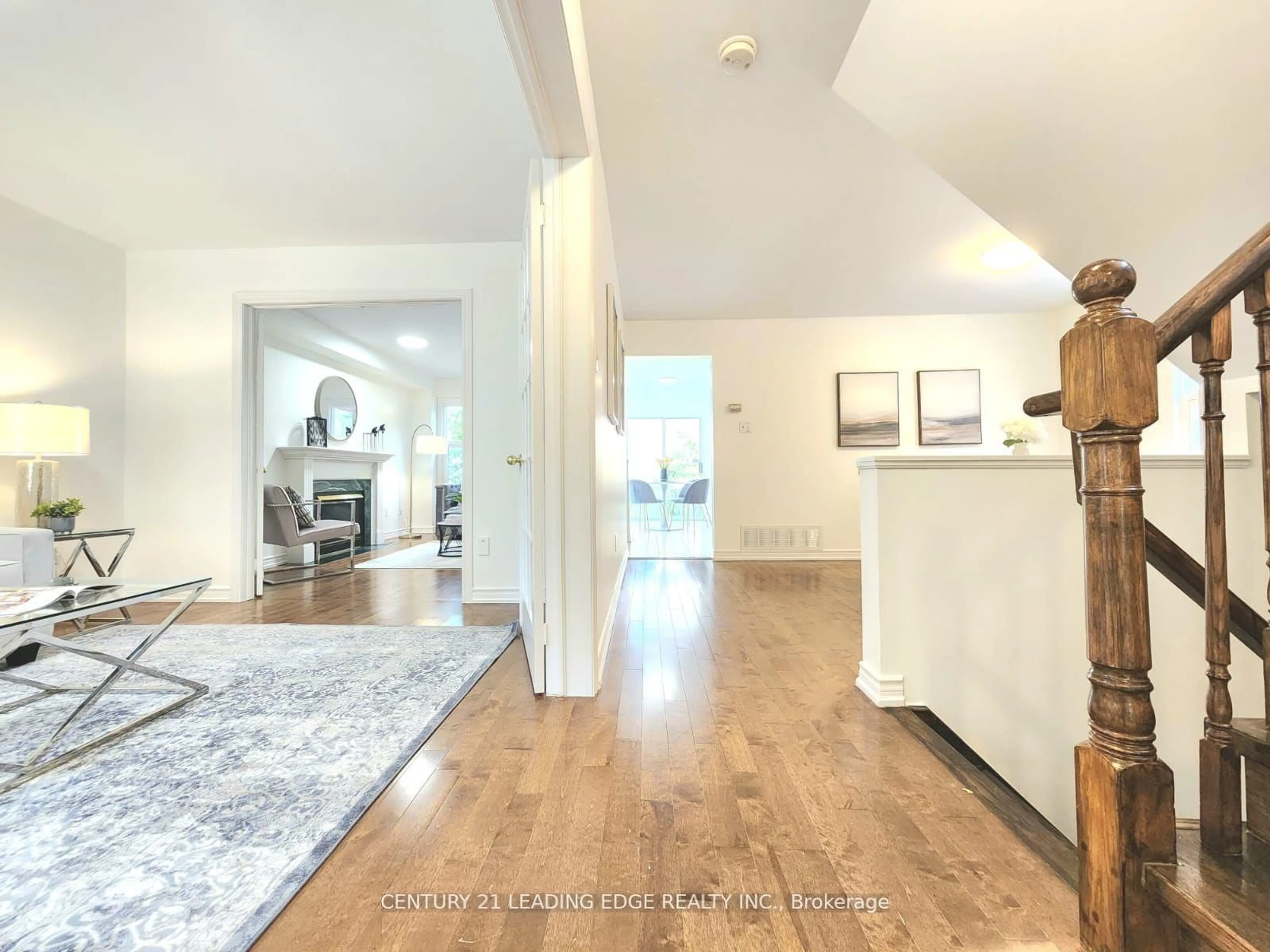 Indoor entryway for 86 Quince Cres, Markham Ontario L3S 3T2