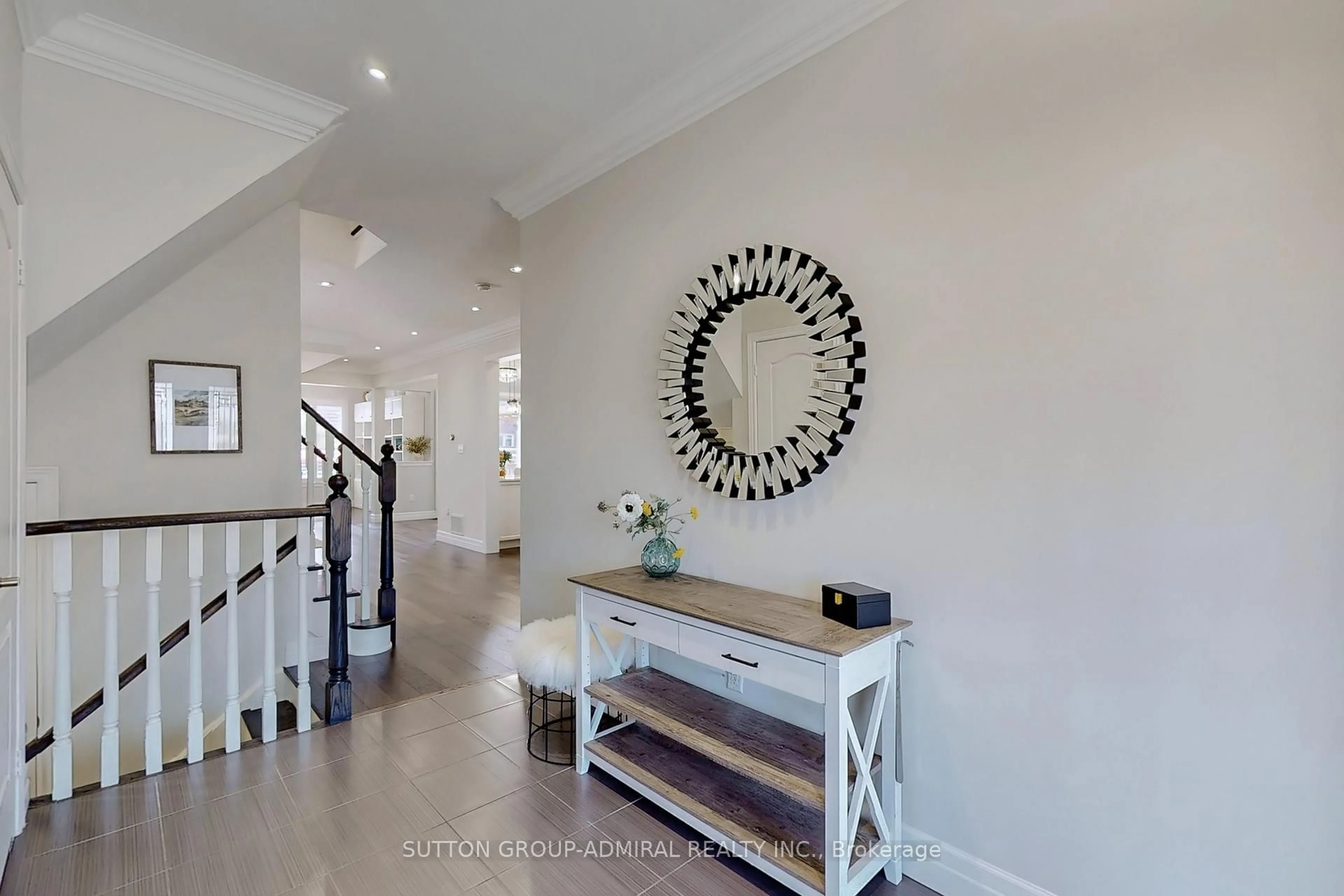 Indoor entryway for 149 Blue Dasher Blvd, Bradford West Gwillimbury Ontario L3Z 0H3
