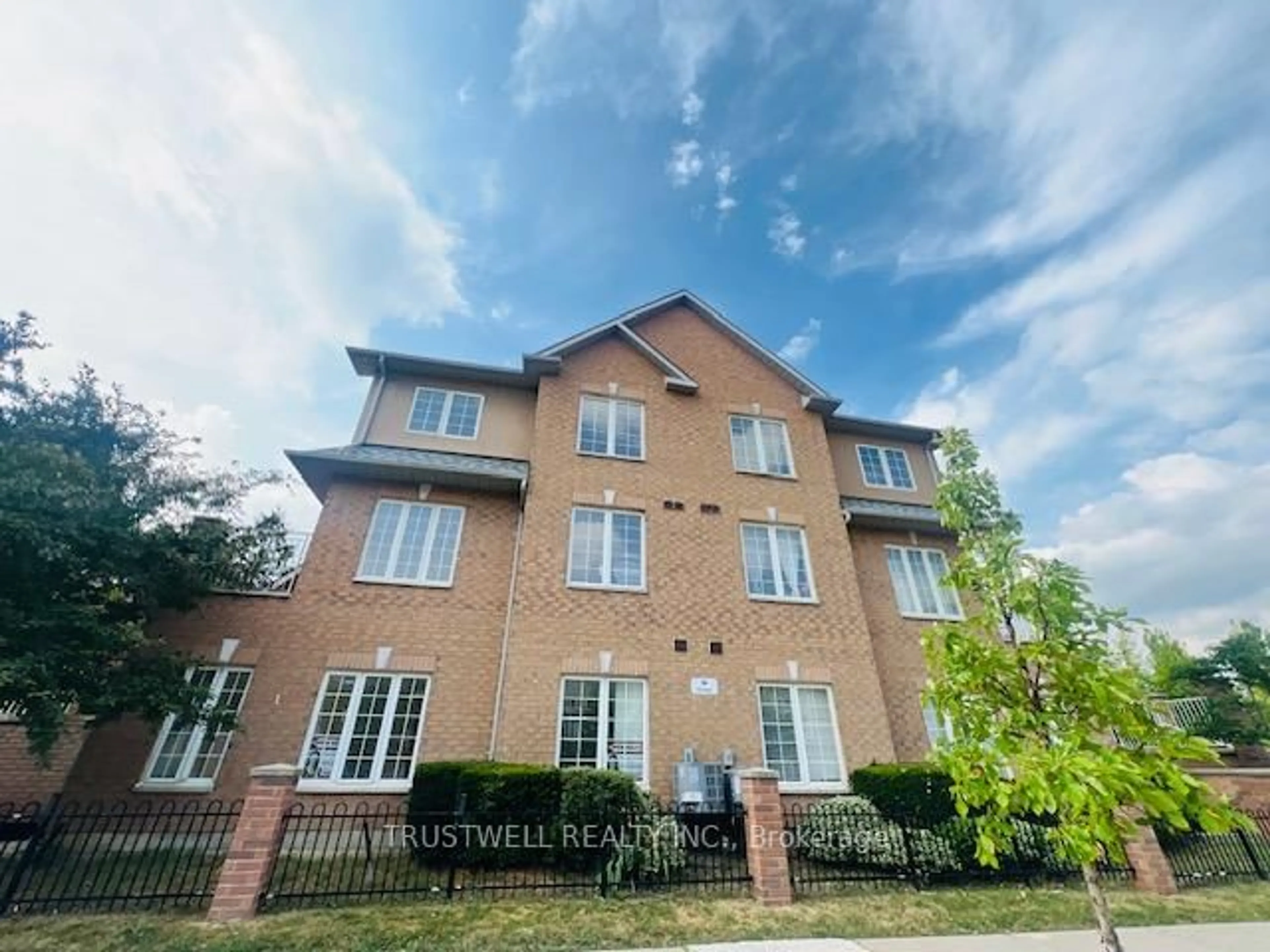 Home with brick exterior material, building for 16 Cox Blvd #1, Markham Ontario L3R 4G4