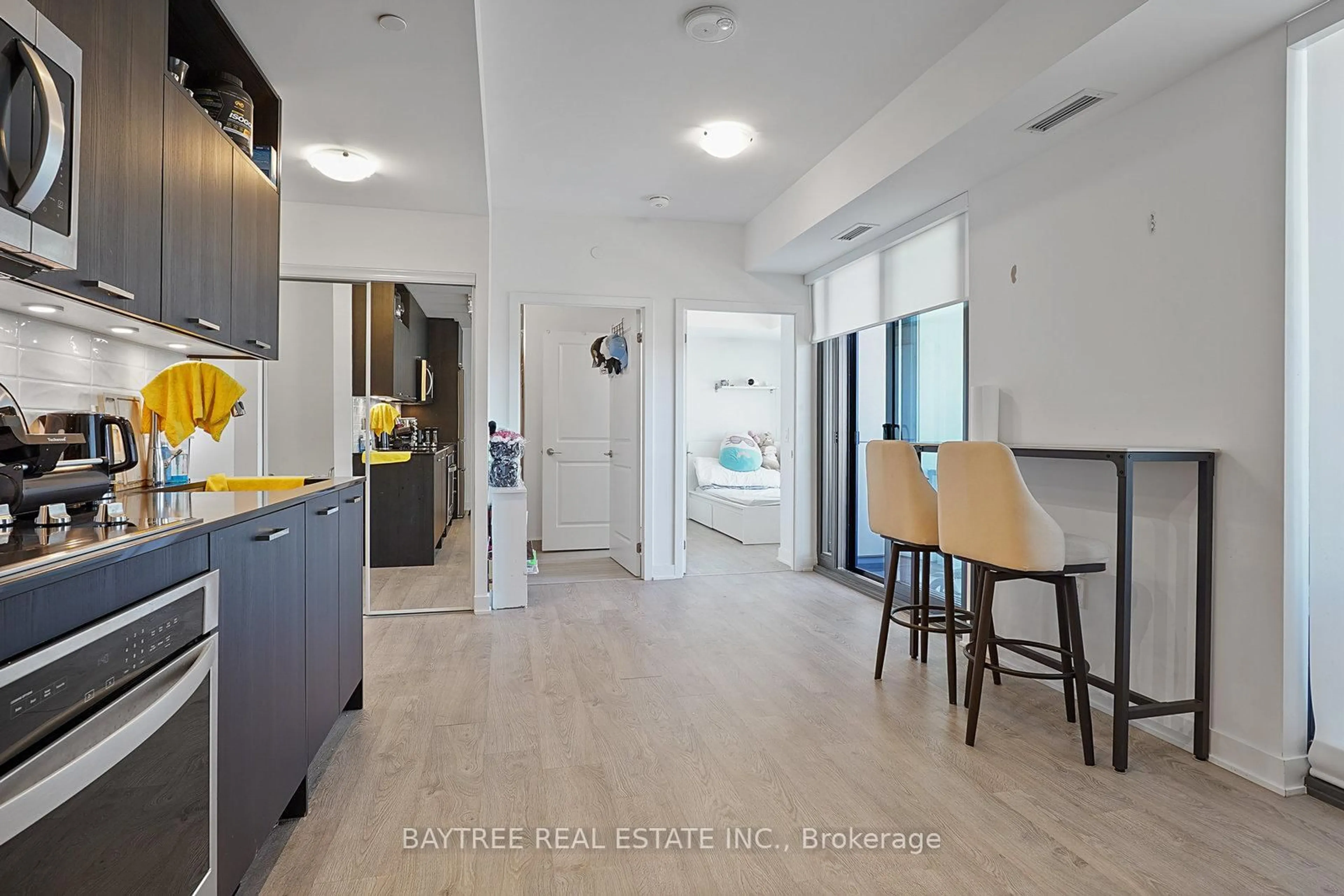 Open concept kitchen, unknown for 120 Eagle Rock Way #508, Vaughan Ontario L6A 5C9
