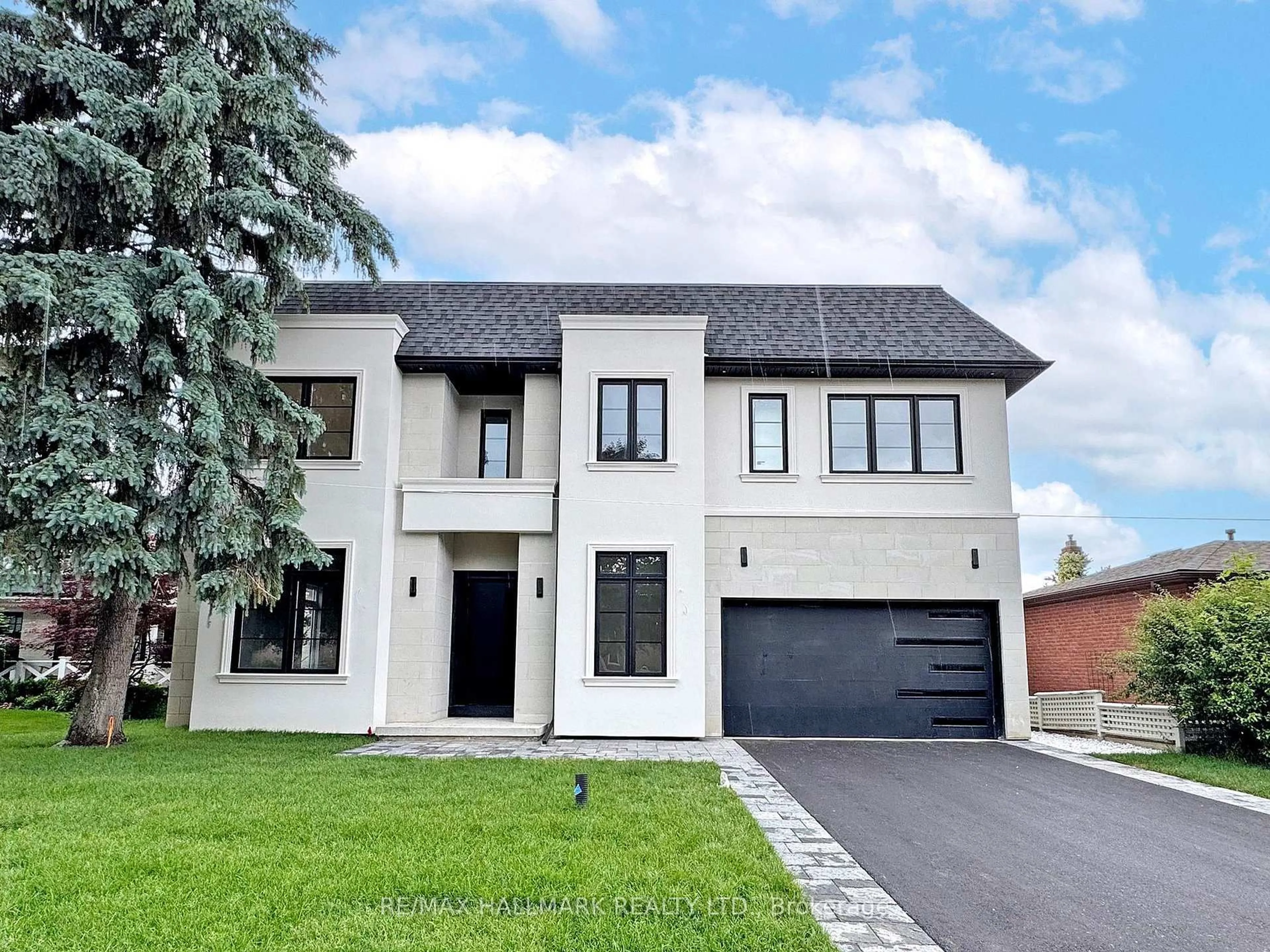 Home with brick exterior material, street for 32 Cossar Dr, Aurora Ontario L4G 3N8