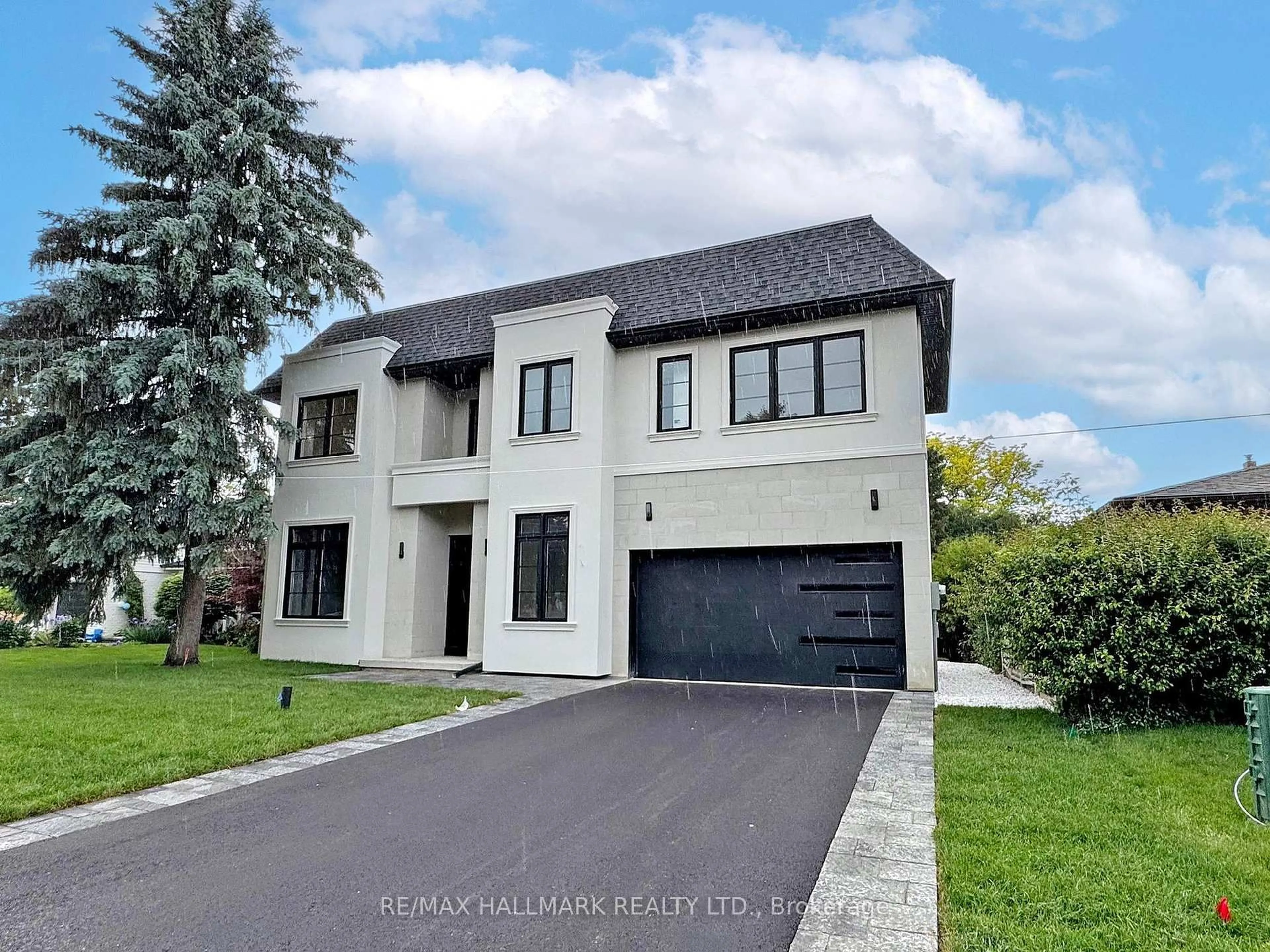 Home with brick exterior material, street for 32 Cossar Dr, Aurora Ontario L4G 3N8
