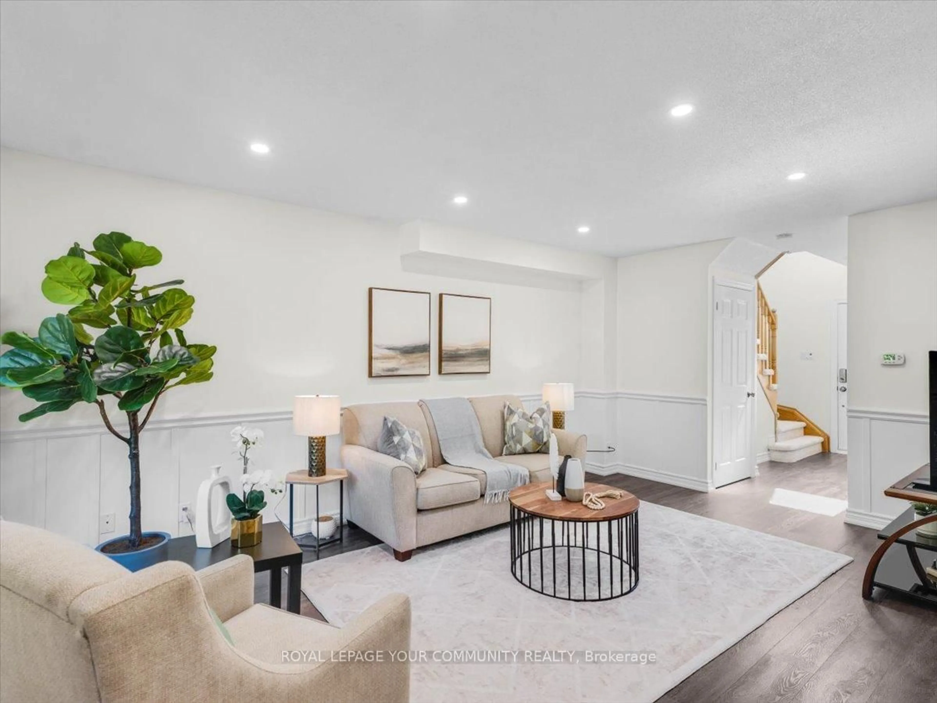 Living room with furniture, unknown for 113 Natanya Blvd, Georgina Ontario L4P 3P9
