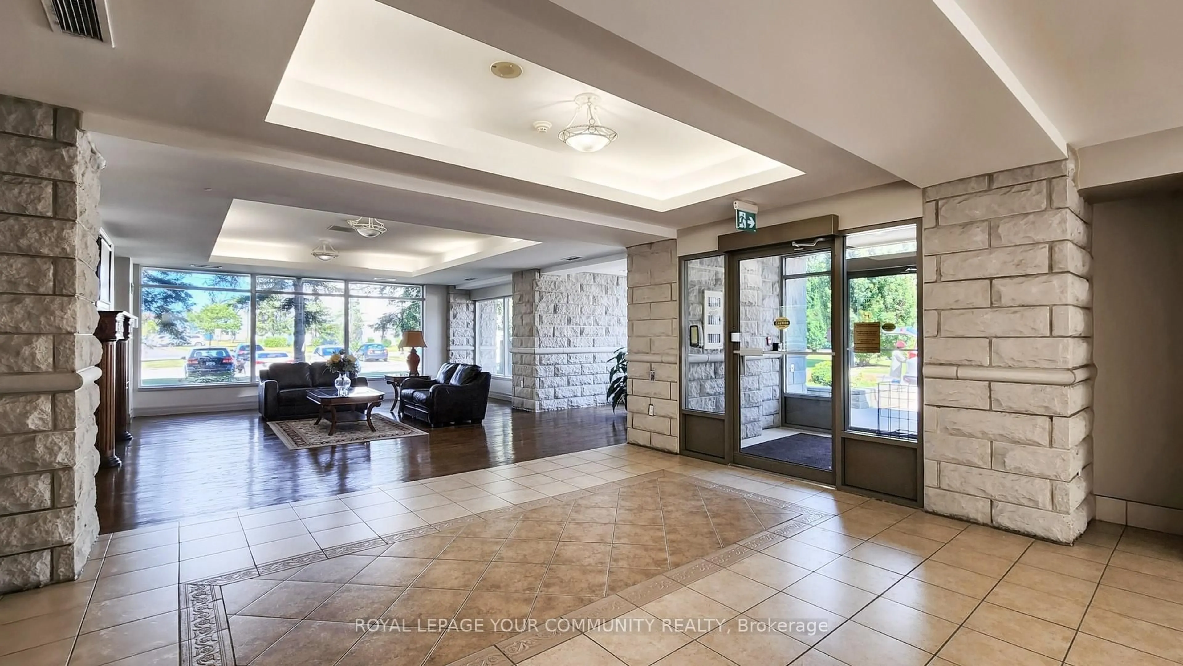 Lobby for 2502 Rutherford Rd #114, Vaughan Ontario L4K 5N6