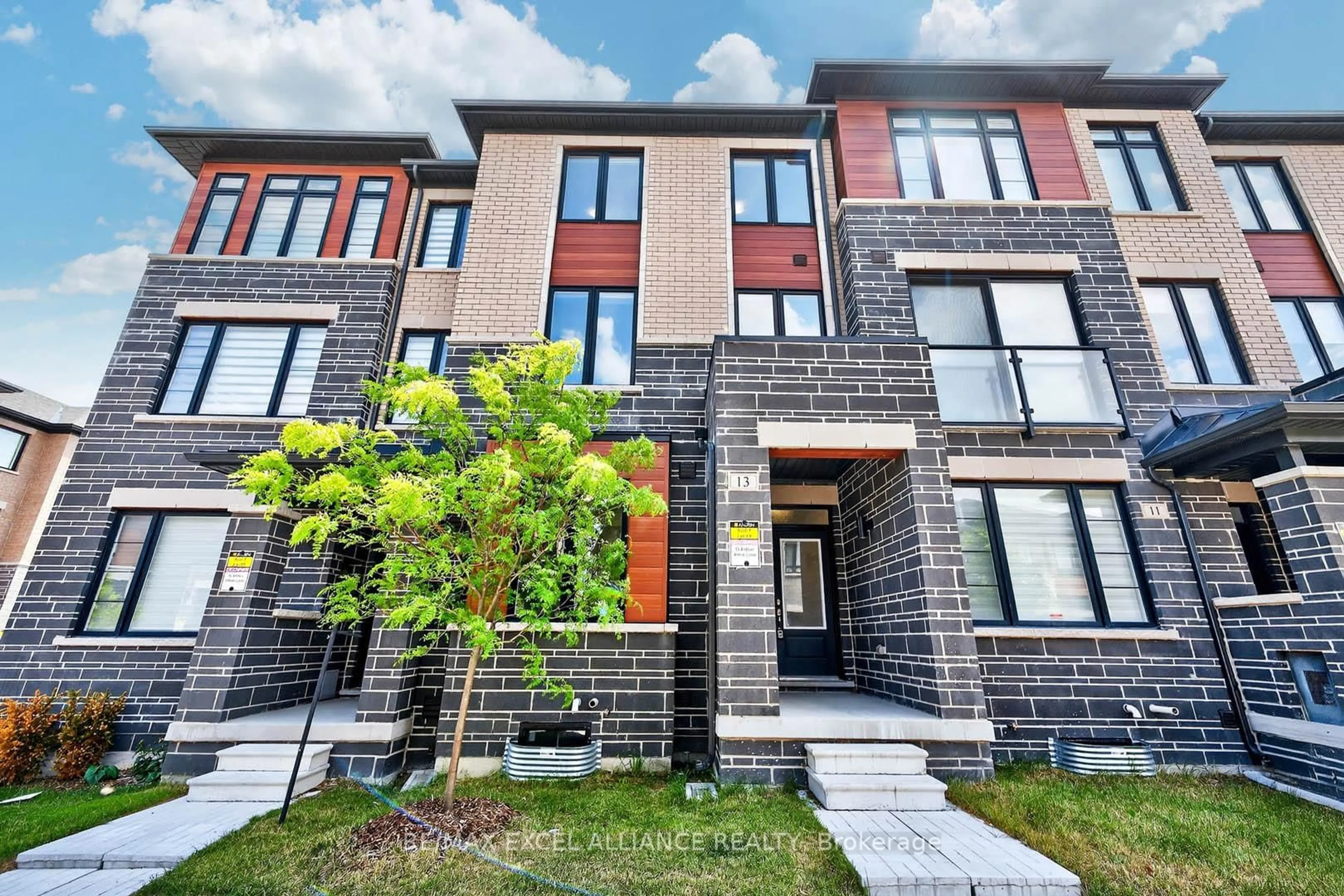 Home with brick exterior material, unknown for 13 Arthur White Lane, Markham Ontario L6E 0W2