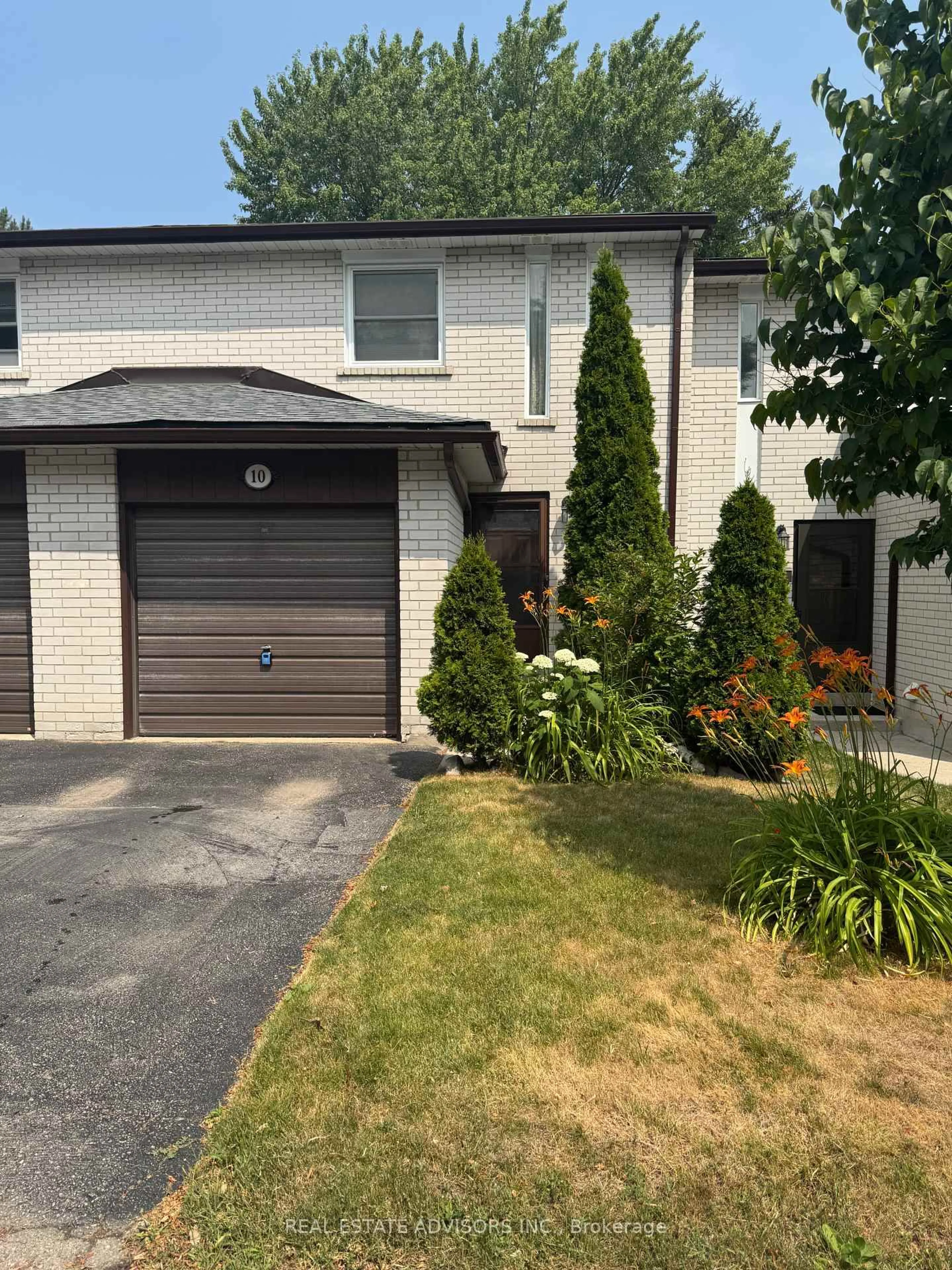 Home with brick exterior material, street for 10 Niles Way, Markham Ontario L3T 5B8