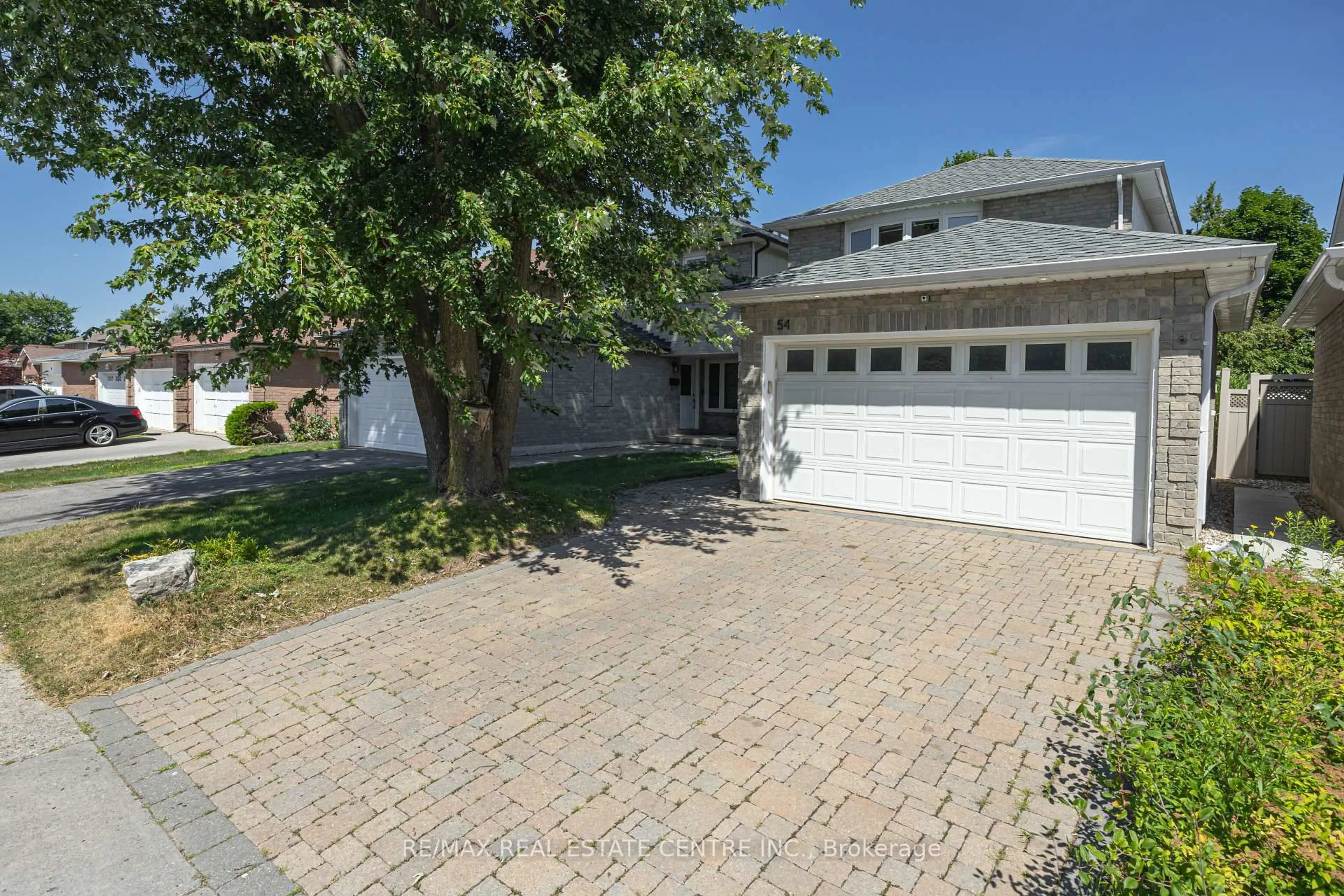 Unknown for 54 Gray Cres, Richmond Hill Ontario L4C 5V5