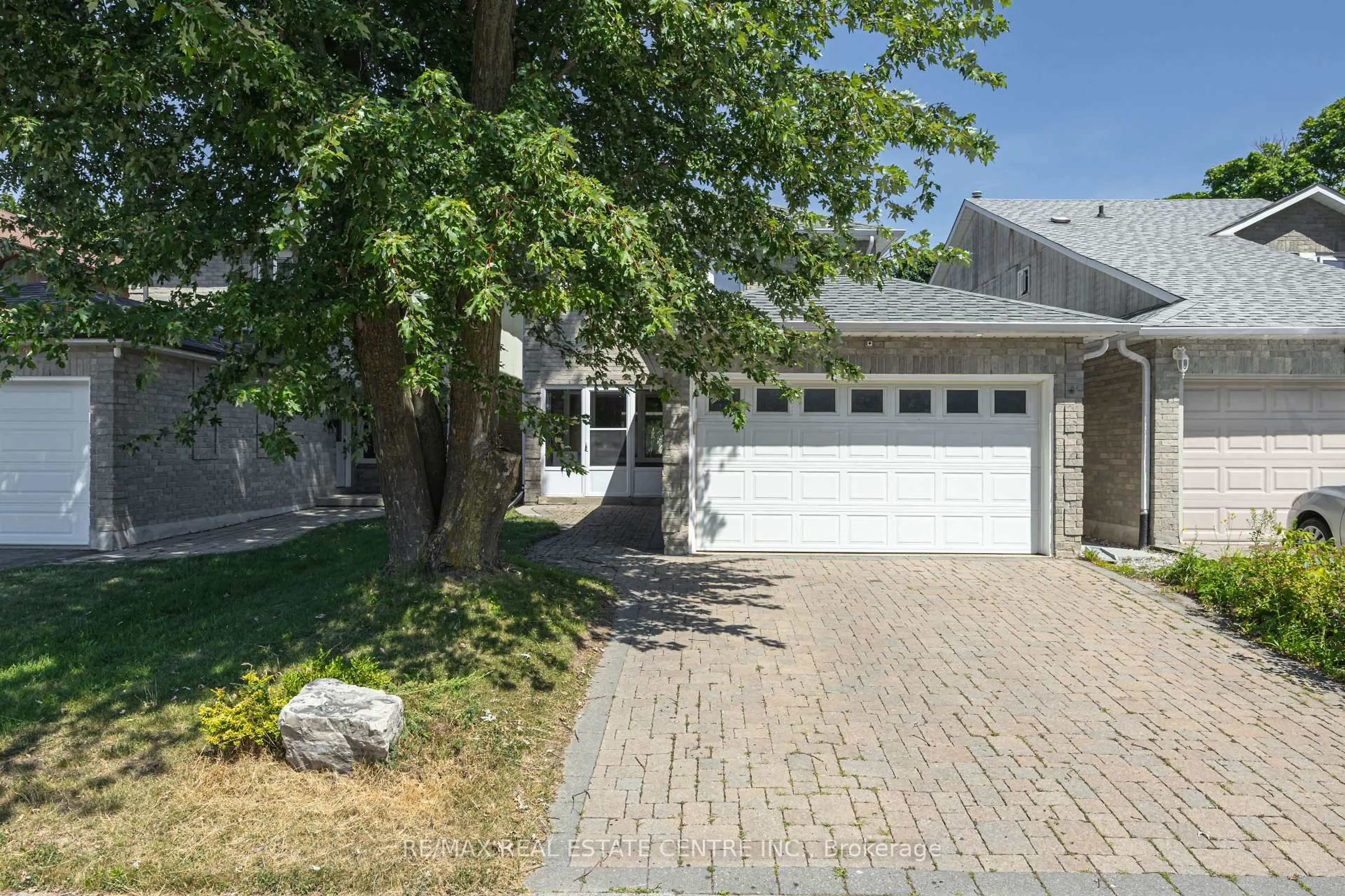 Unknown for 54 Gray Cres, Richmond Hill Ontario L4C 5V5