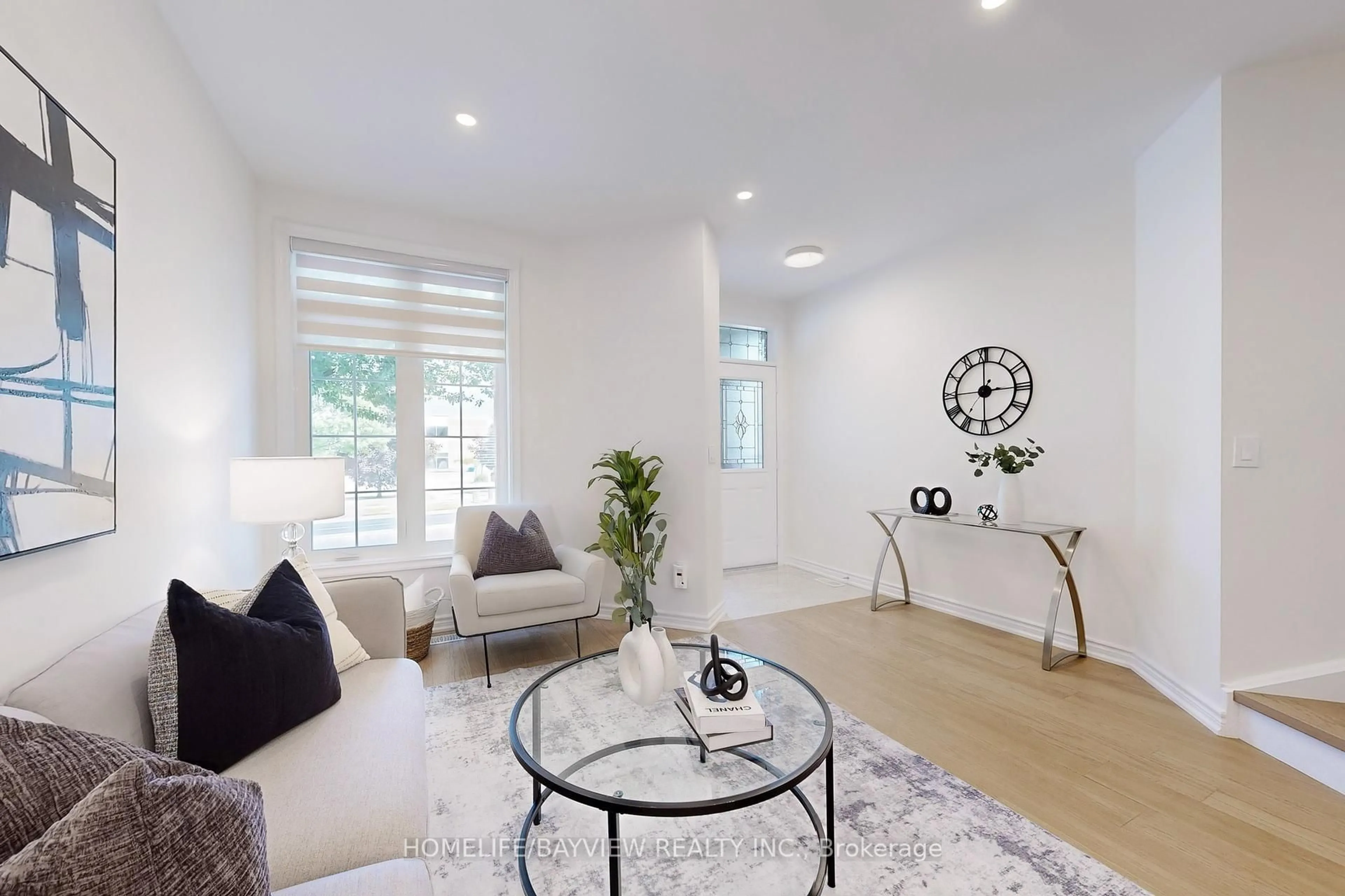 Living room with furniture, unknown for 103 Bur Oak Ave, Markham Ontario L6C 2G1