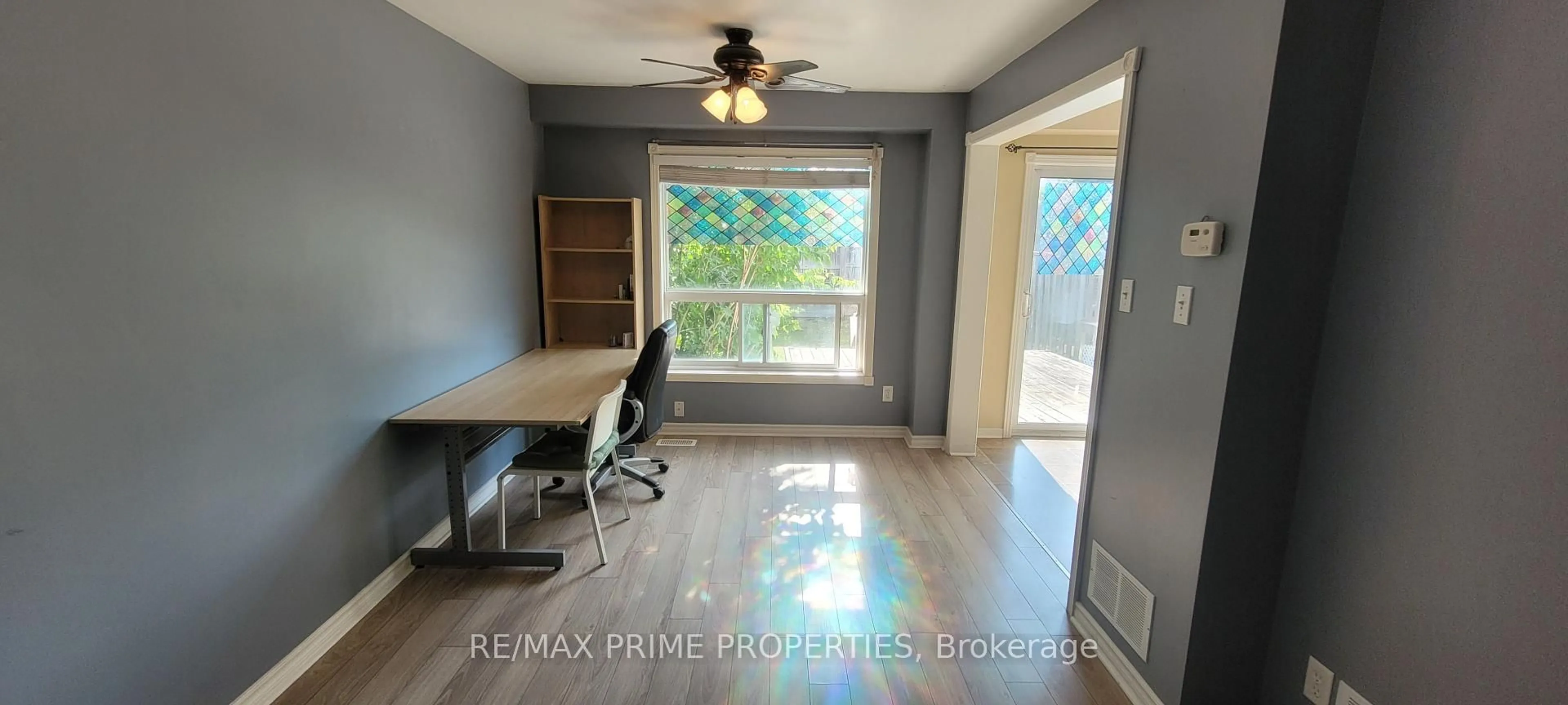 A pic of a room for 124 Glasgow Cres, Georgina Ontario L4P 4B1