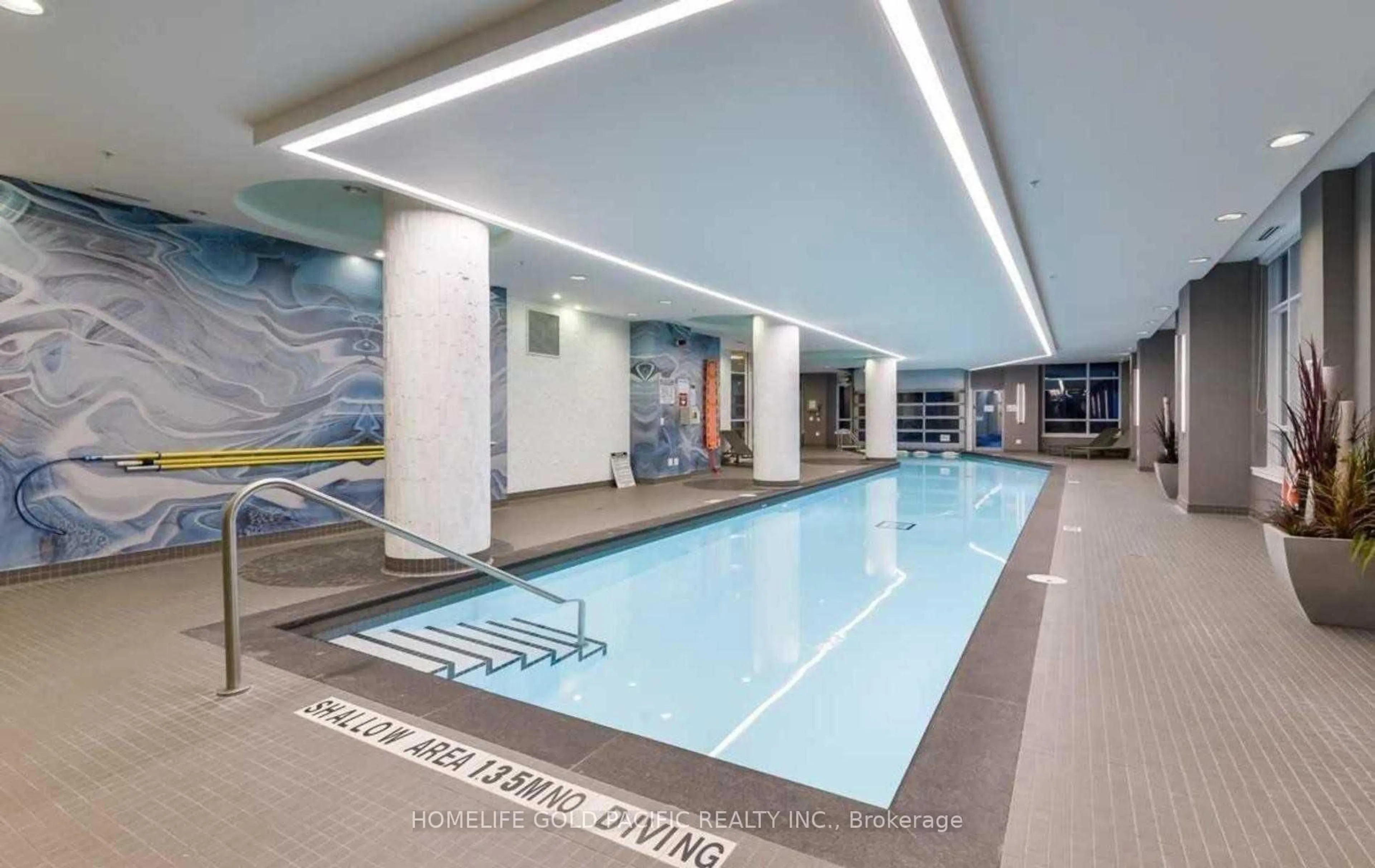 Pool for 9201 Yonge St #1807, Richmond Hill Ontario L4C 1H9