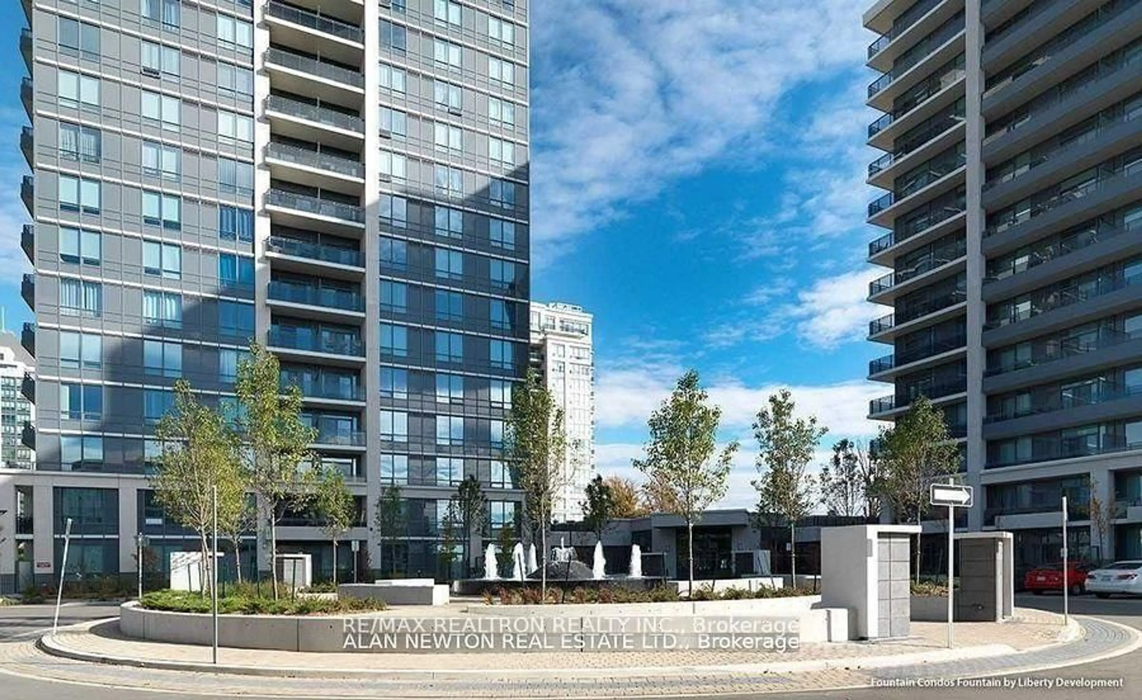 Patio, unknown for 75 North Park Rd #504, Vaughan Ontario L4J 0H8