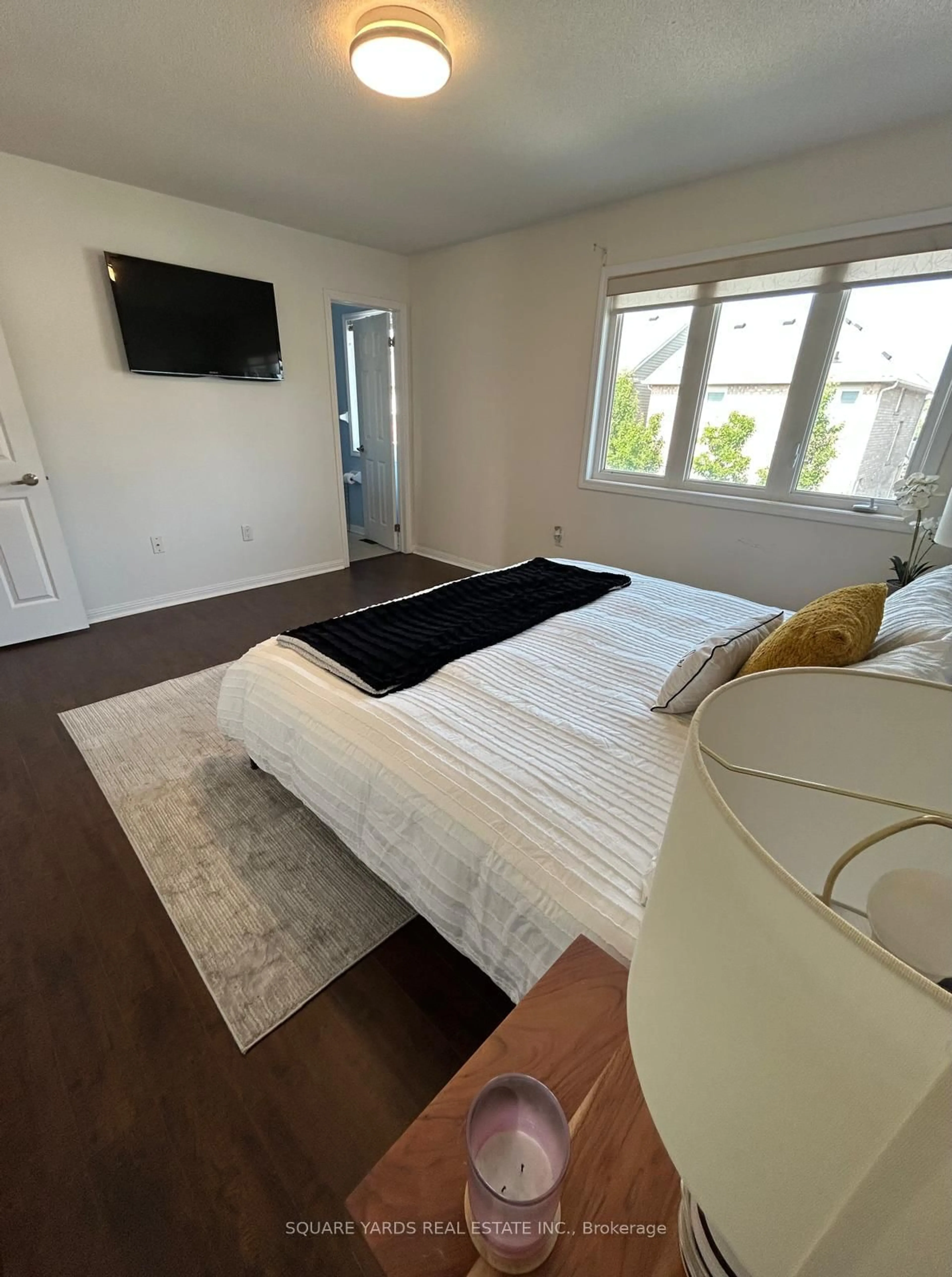 A pic of a room for 14 Gladys Clarkson Dr, Whitchurch-Stouffville Ontario L1M 1A9