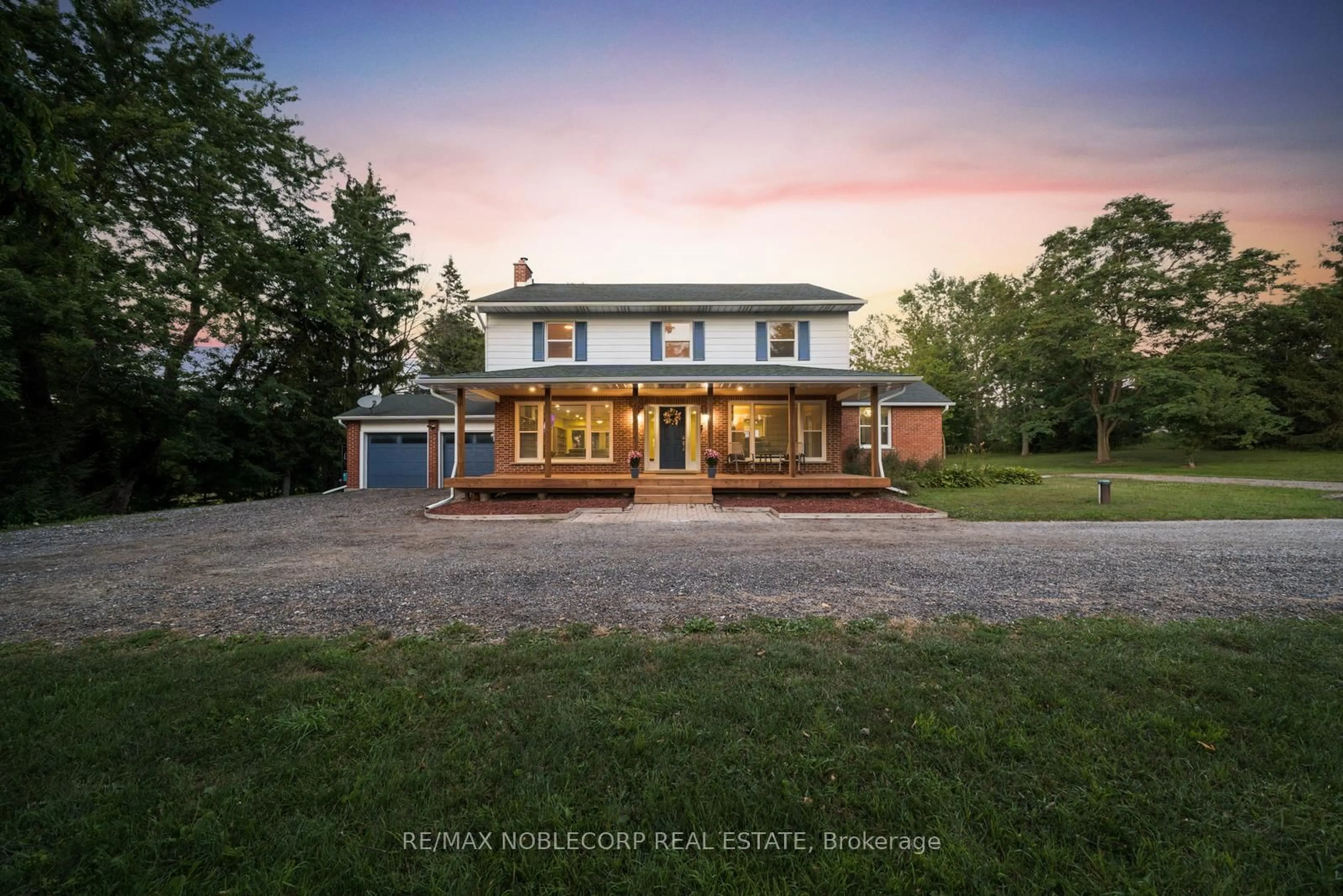A pic from outside/outdoor area/front of a property/back of a property/a pic from drone, unknown for 2037 15th Sdrd, New Tecumseth Ontario L0G 1W0