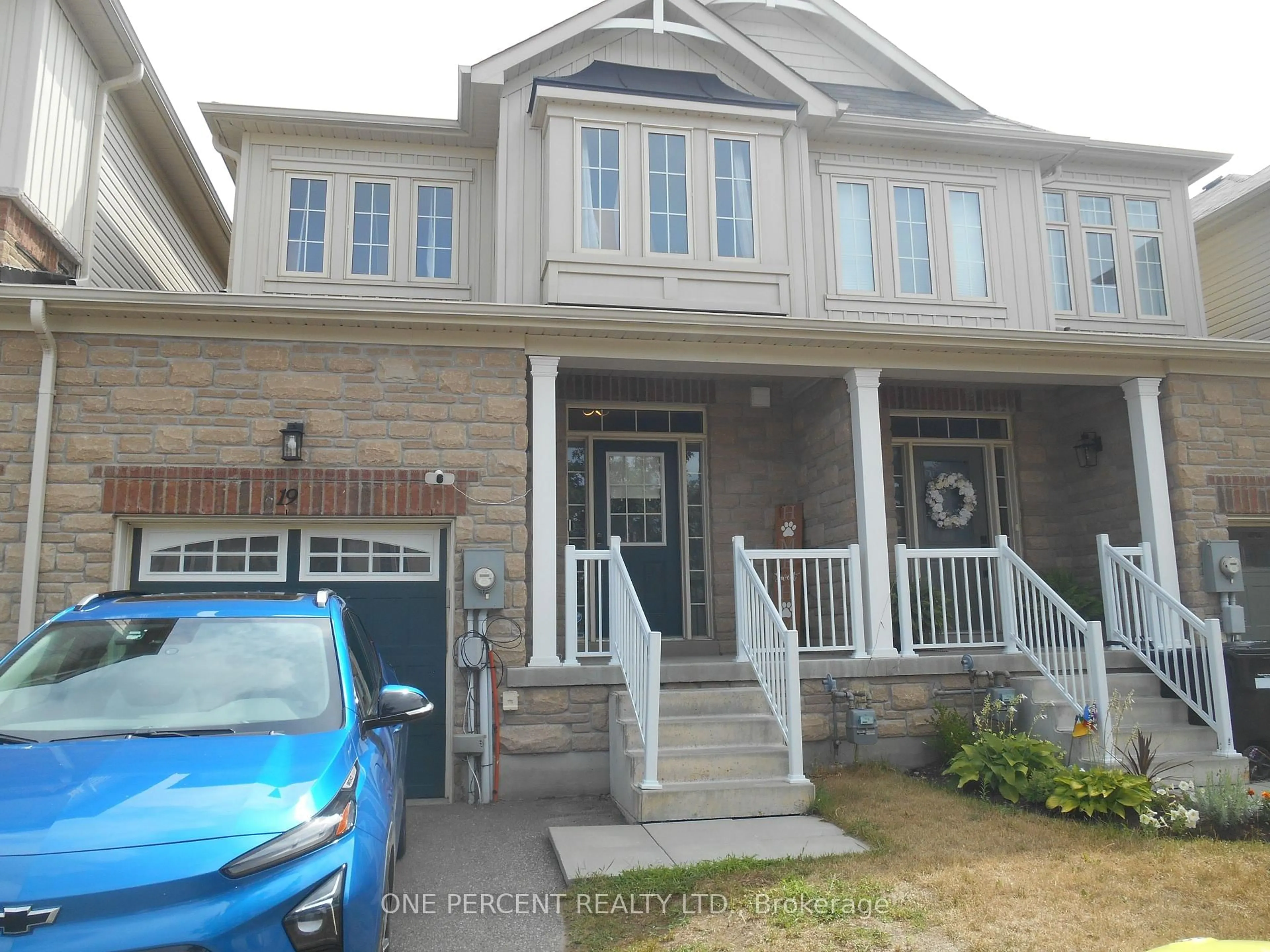 Home with vinyl exterior material, street for 19 Greenwood Dr, Essa Ontario L3W 0N5