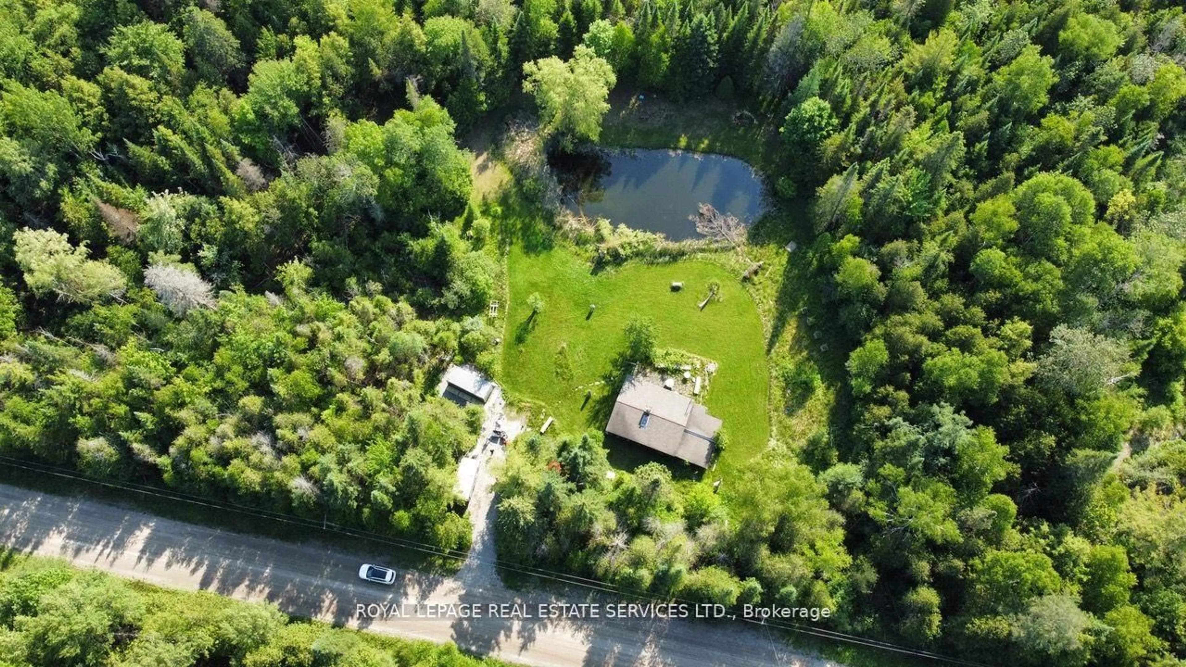 A pic from outside/outdoor area/front of a property/back of a property/a pic from drone, unknown for 9150 Concession Road 8 Rd, Uxbridge Ontario L9P 1R3