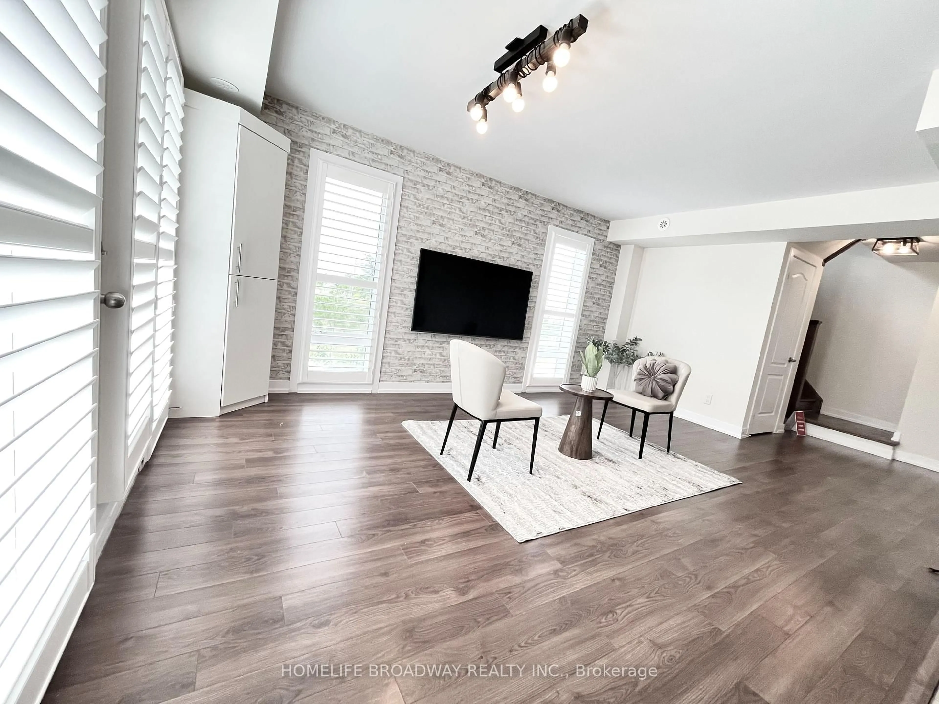 A pic of a room for 2 Dunsheath Way #131, Markham Ontario L6B 1N3