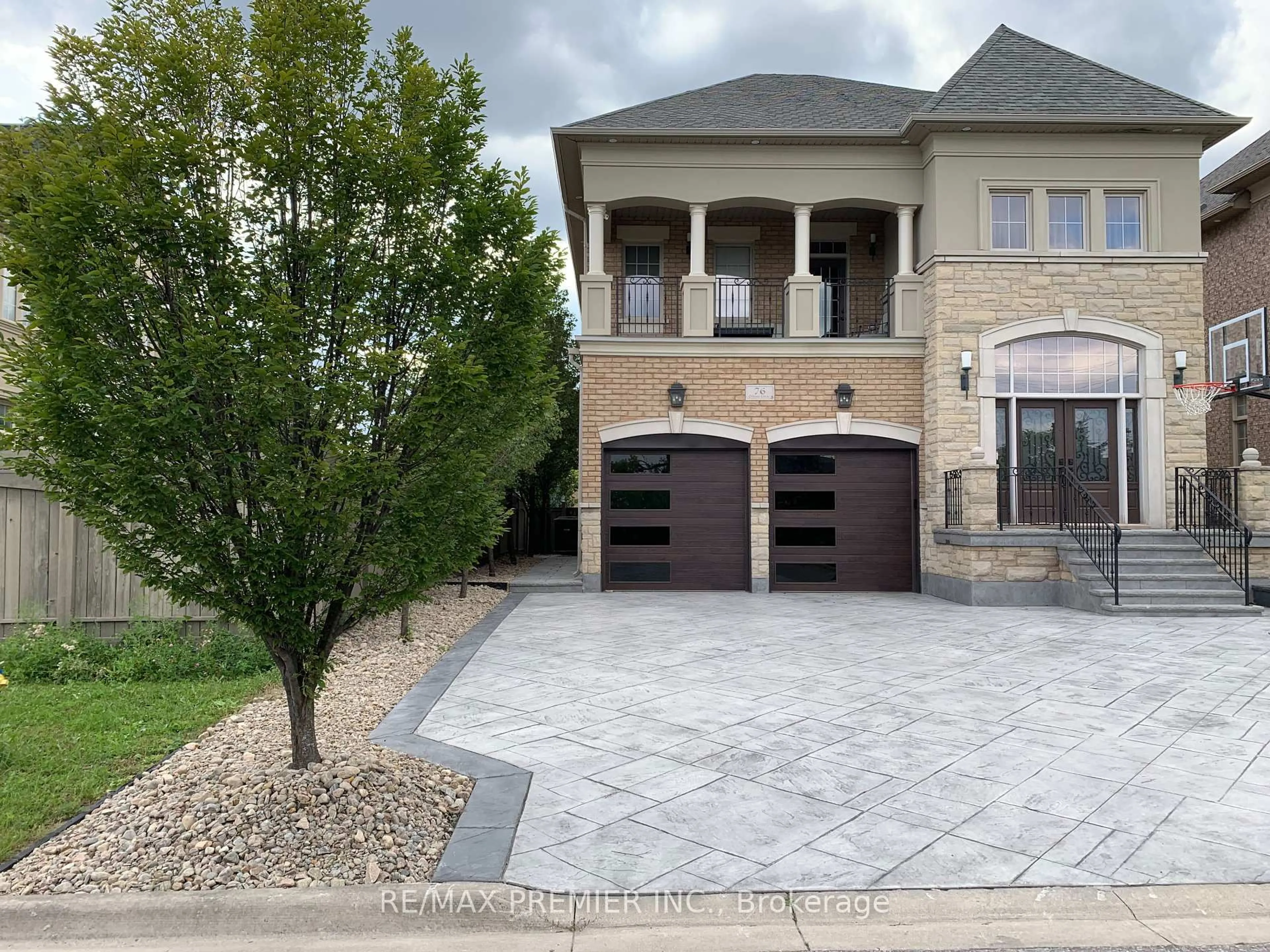 Home with brick exterior material, street for 76 Orleans Circ, Vaughan Ontario L4H 0V3