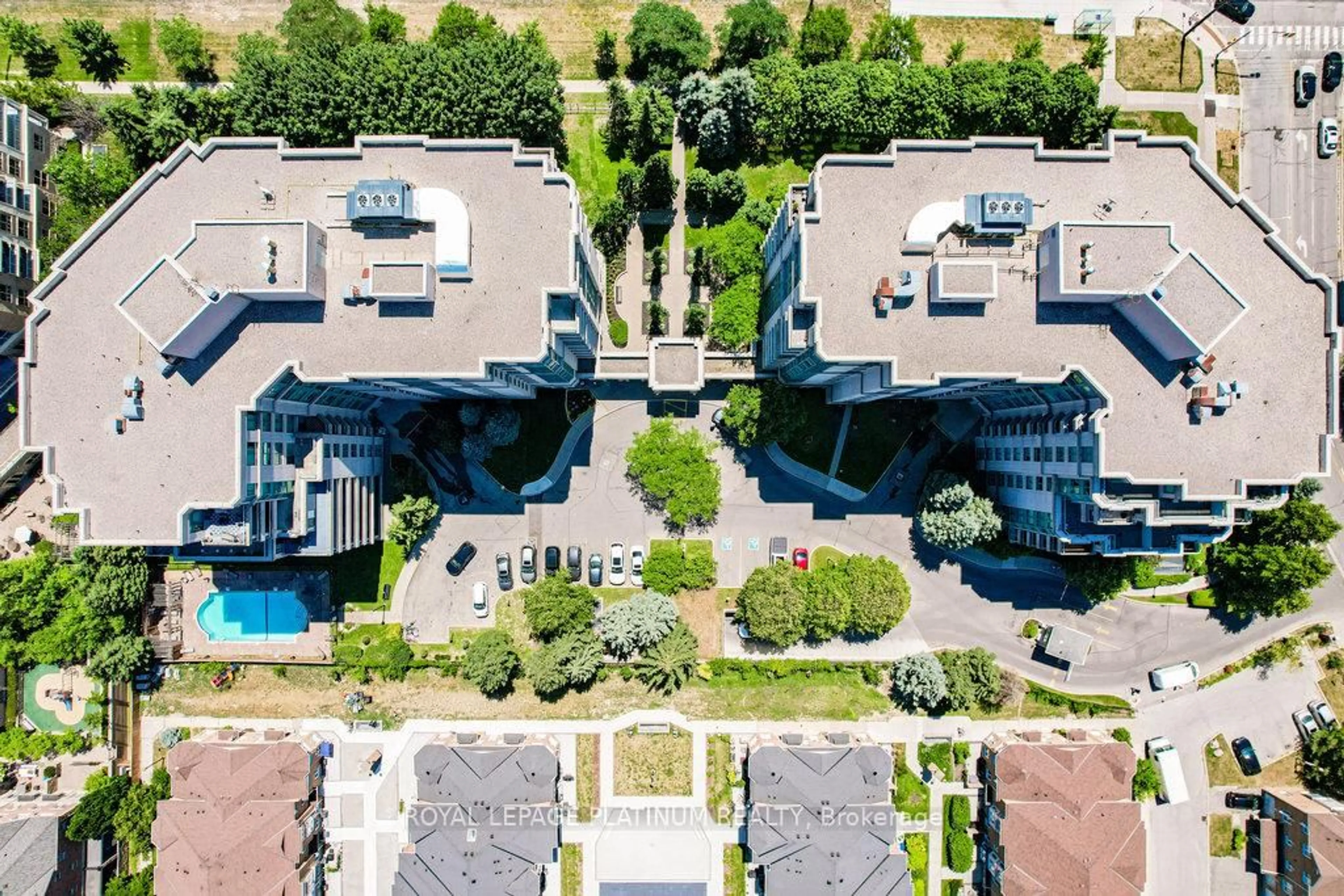 A pic from outside/outdoor area/front of a property/back of a property/a pic from drone, city buildings view from balcony for 5 Emerald Lane #410, Vaughan Ontario L4J 8P7